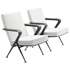 Friso Kramer Repose chairs pair Ahrend de Cirkel, 1959