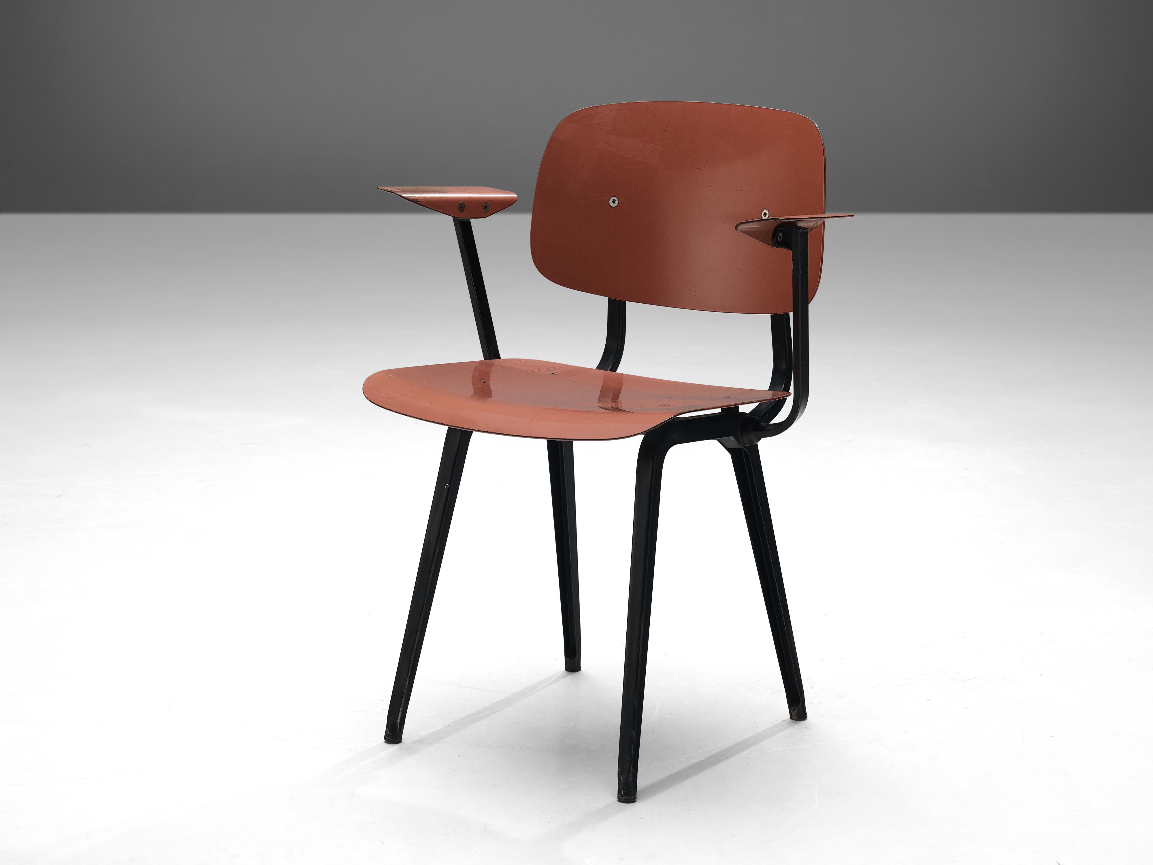Friso Kramer for Cirkel Ahrend, chair, ciranol, metal, The Netherlands, design 1953

This chair named ‘Revolt’ is designed by the Dutch designer Friso Kramer (1922-2019) that received a ‘Signe D’or Prize’ at the Triennale in Milan. This design