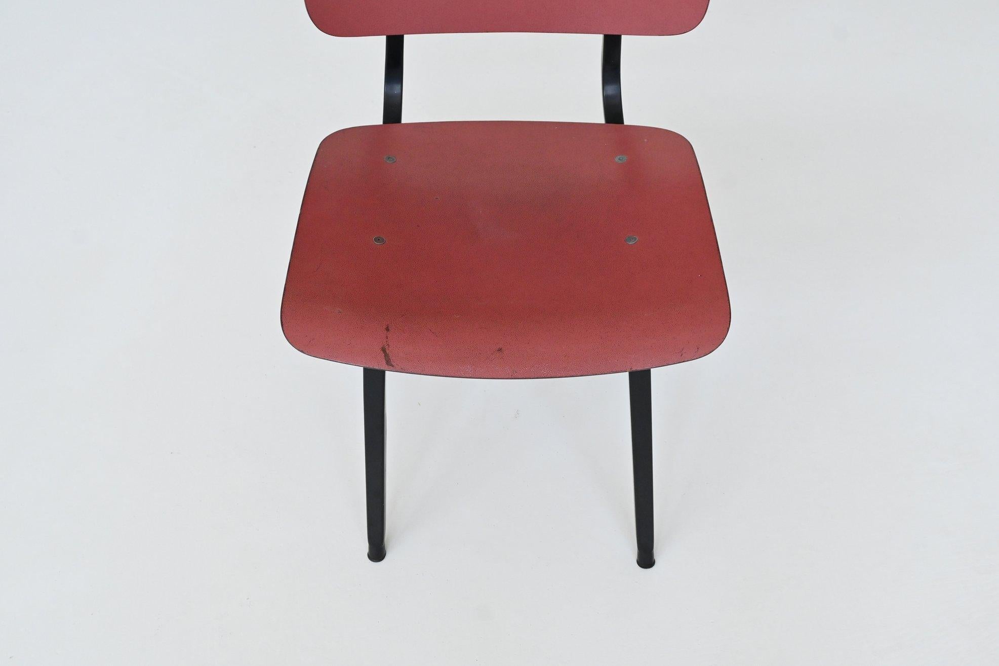 Friso Kramer Silla Revuelta rojo negro Ahrend de Cirkel Países Bajos 1953 en Bueno Estado en Etten-Leur, NL