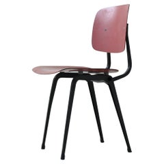 Friso Kramer Silla Revuelta rojo negro Ahrend de Cirkel Países Bajos 1953