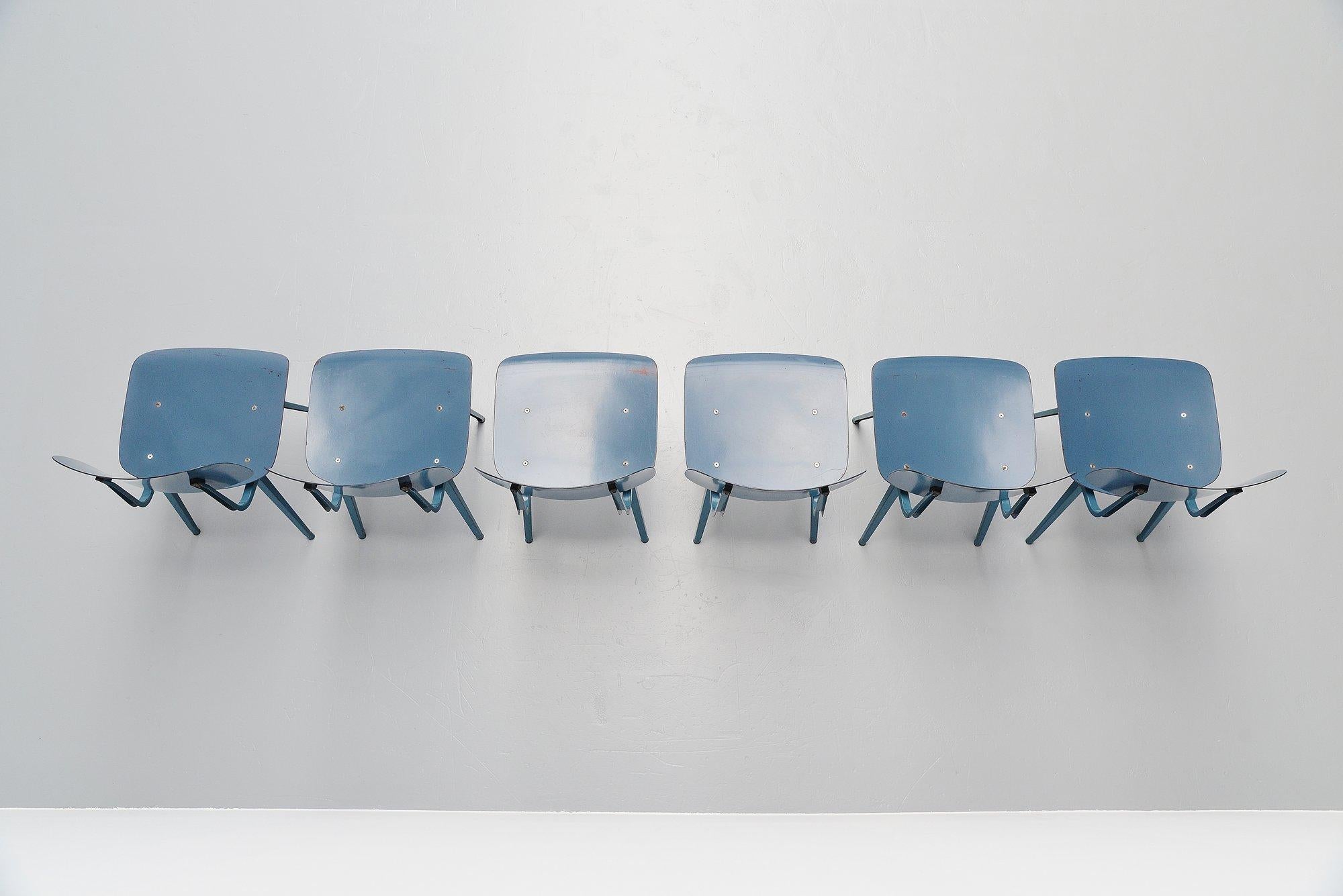 Plastic Friso Kramer Uni Colour Revolt Chairs for Ahrend de Cirkel, 1953 Blue