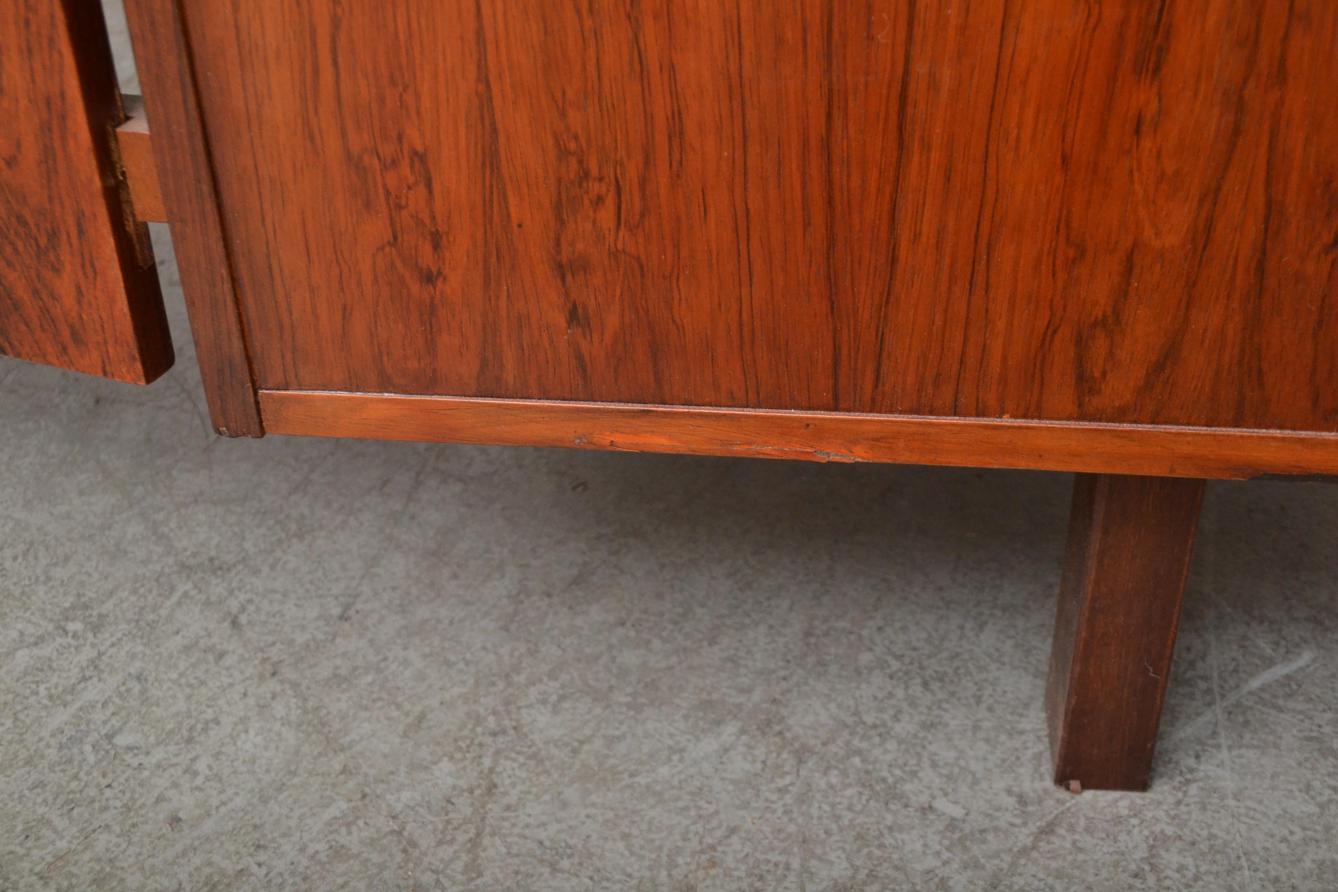 Fristho Executive Rosewood Desk In Good Condition In Los Angeles, CA