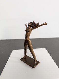 Fritidsflickan - Bronzeskulptur von Stig Blomberg für Ystad Brons, Schweden