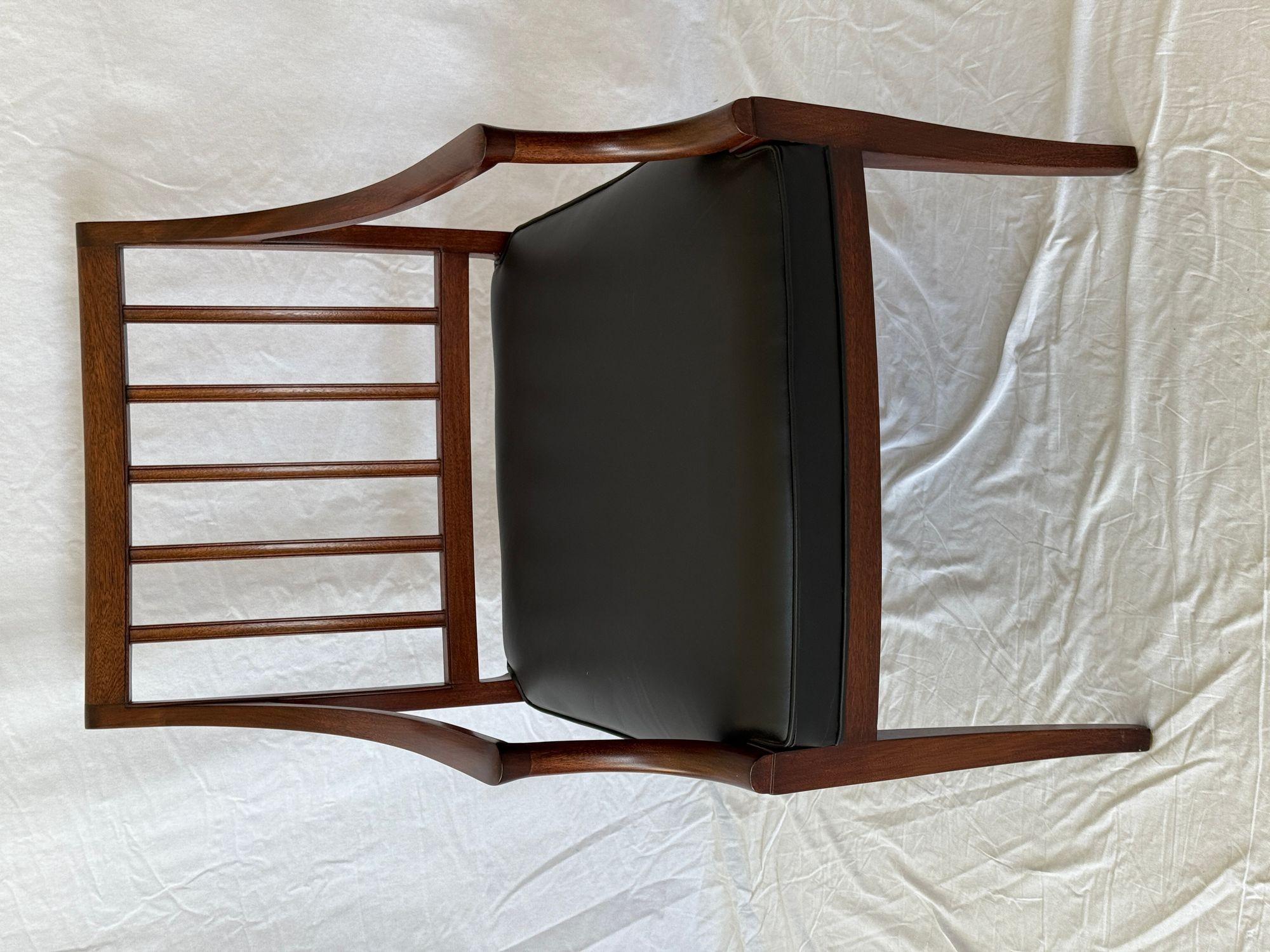 Frits Henningsen Sessel.  Aus den 1940er Jahren.  Eine wunderbare  Klassisches Design. Vollständig restauriert.