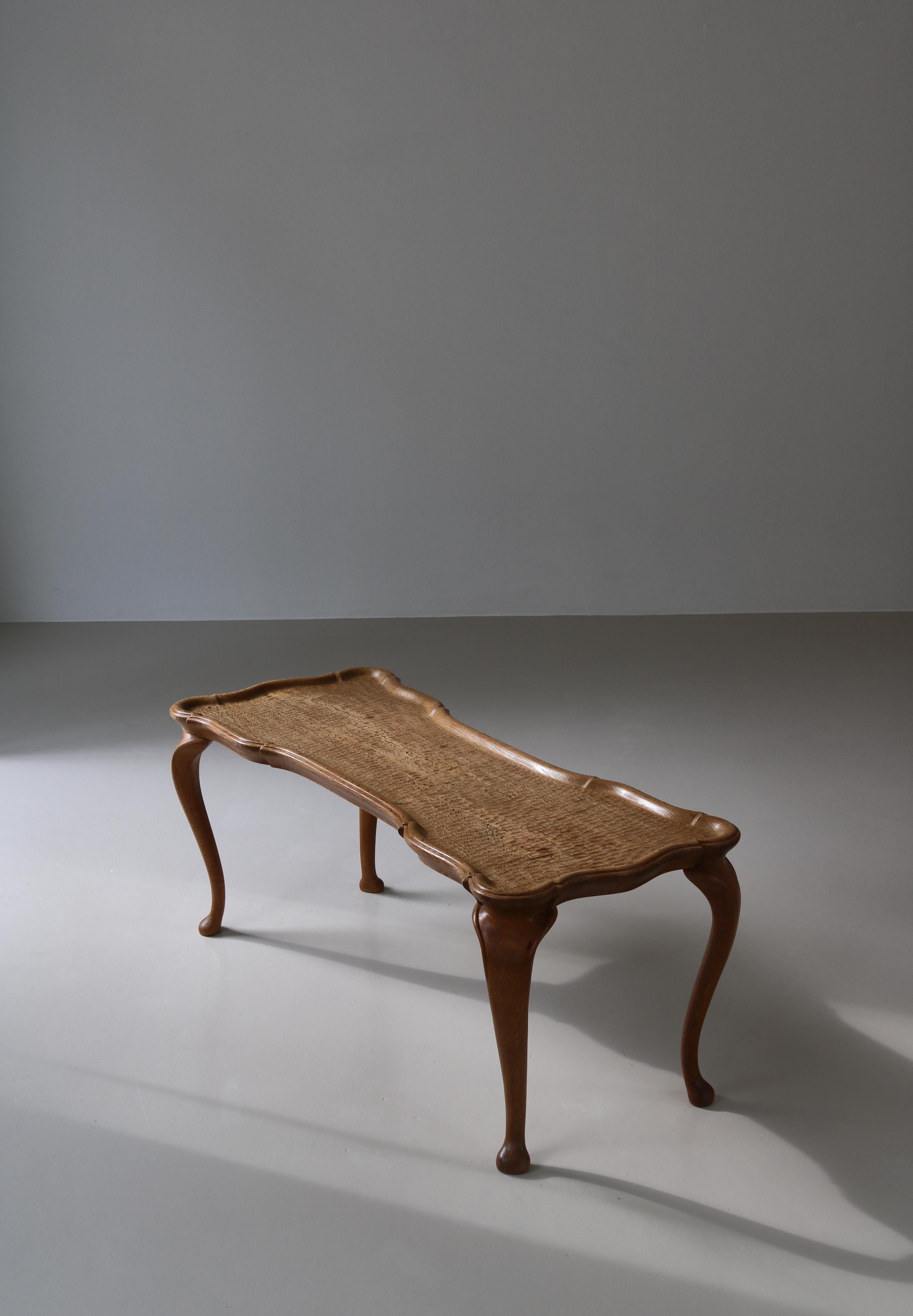 Frits Henningsen Carved Coffee Table with Gouged Top Solid Oak, Denmark, 1940s In Good Condition In Odense, DK