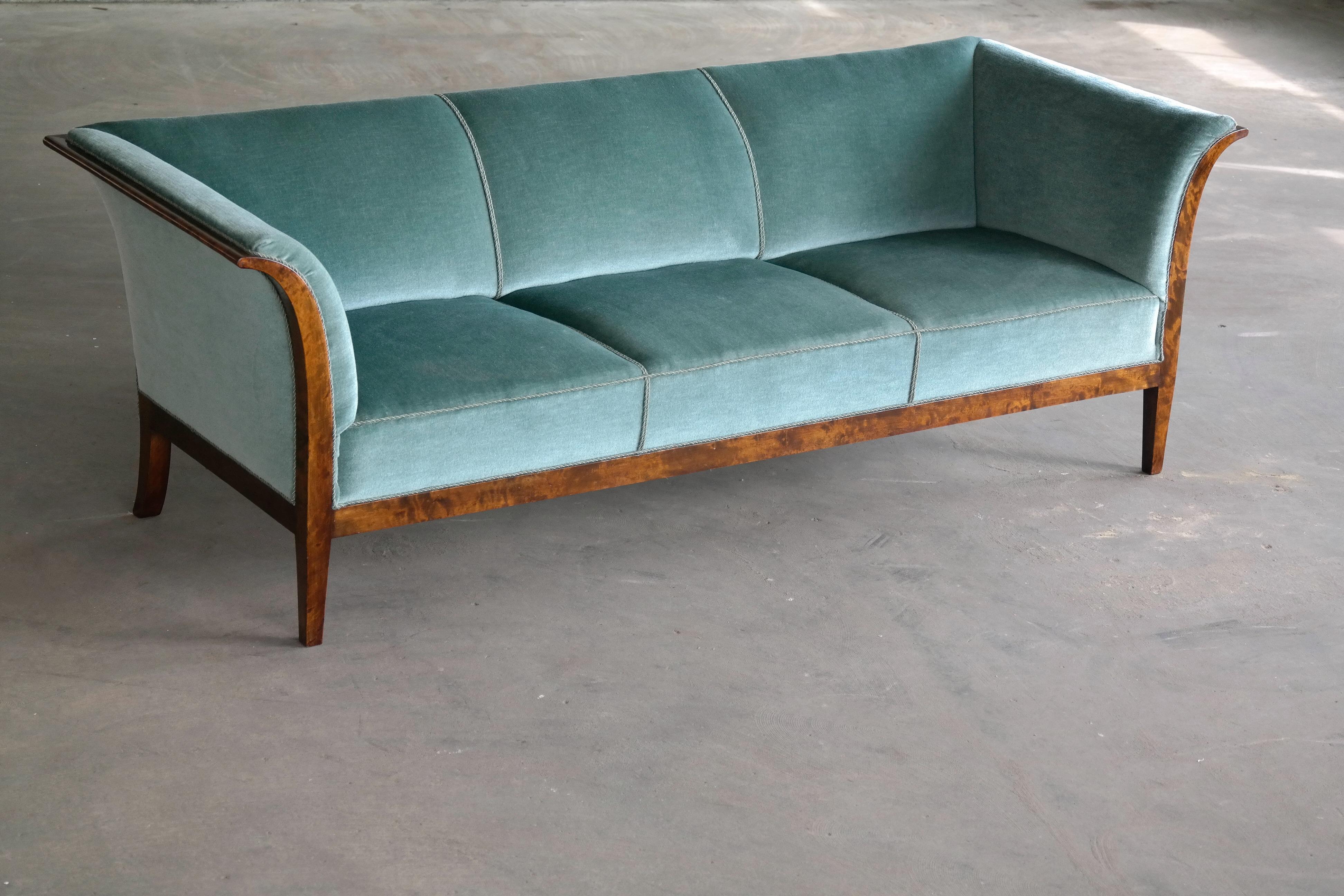 Frits Henningsen Classic Sofa in Flamed Birchwood with Original 1938 Invoice 4