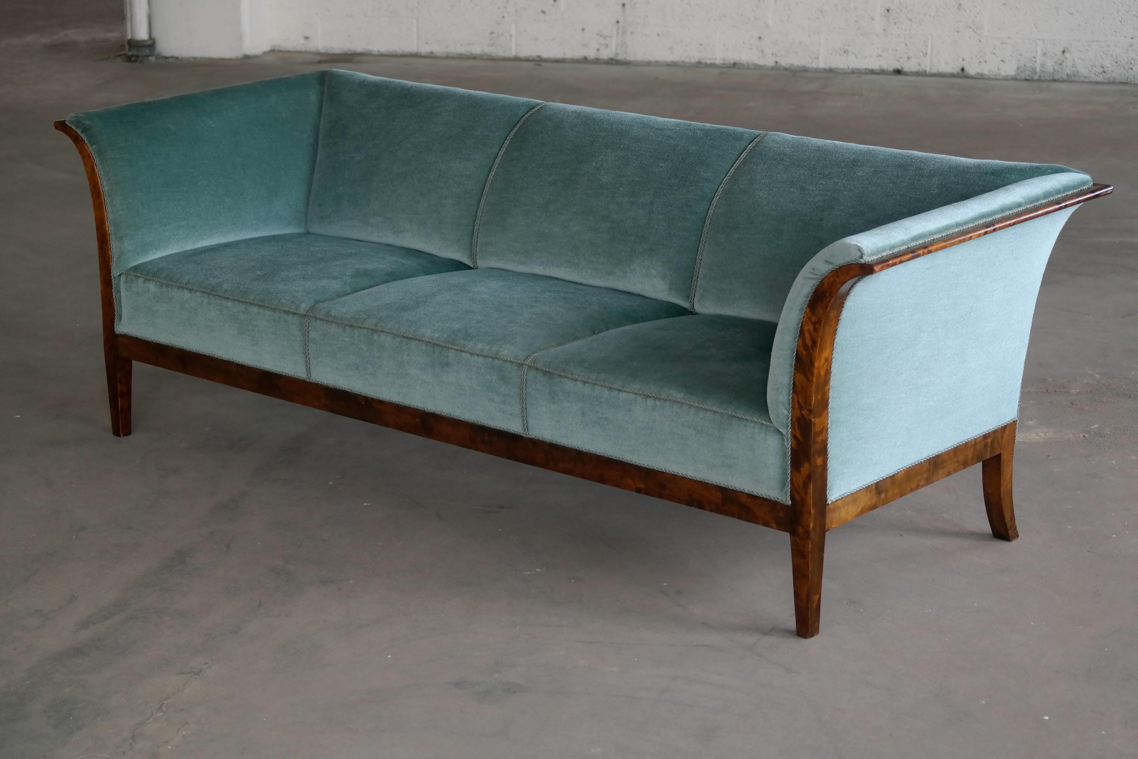 Frits Henningsen Classic Sofa in Flamed Birchwood with Original 1938 Invoice 1