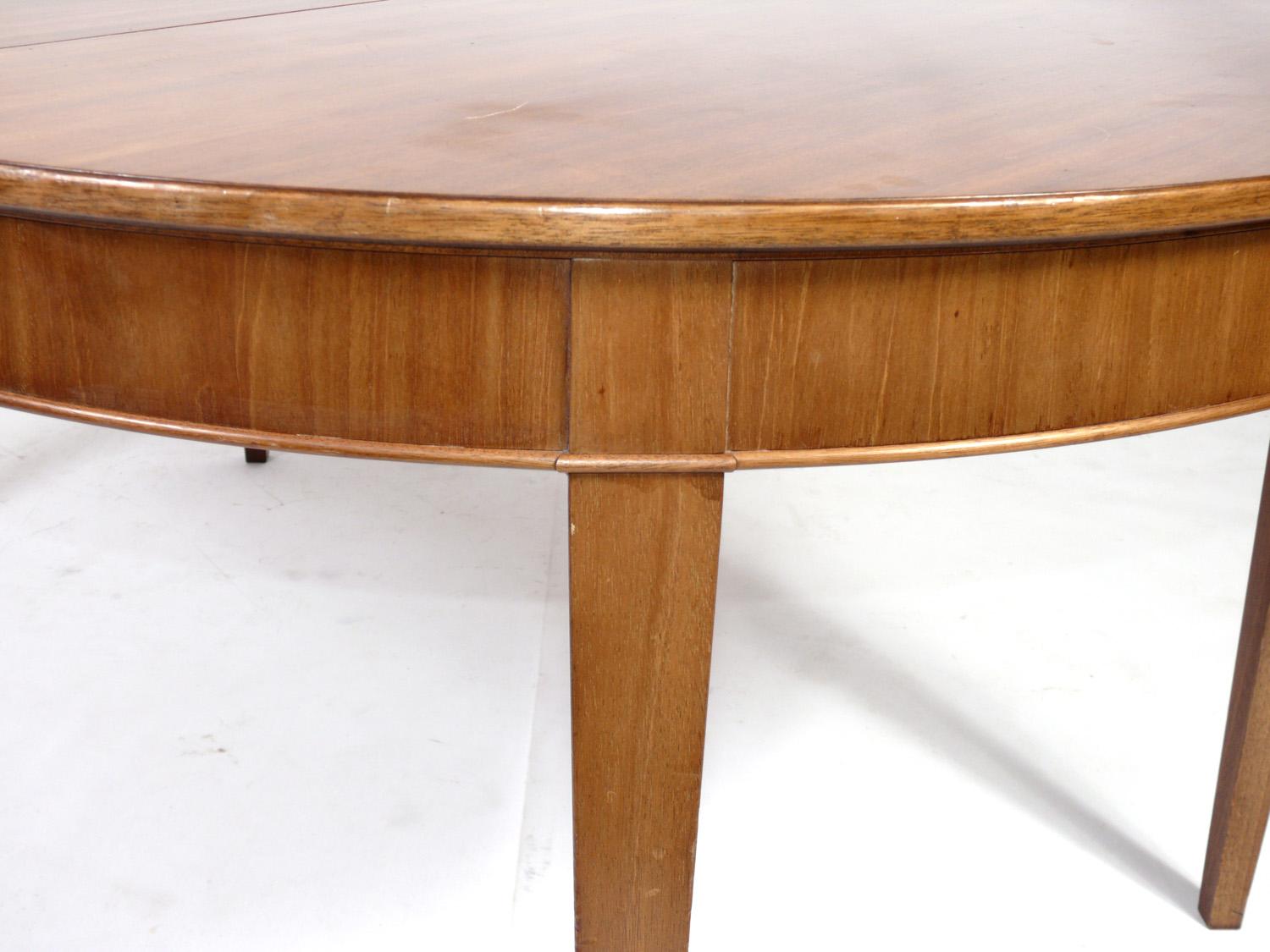 Mid-20th Century Frits Henningsen Danish Dining Table For Sale