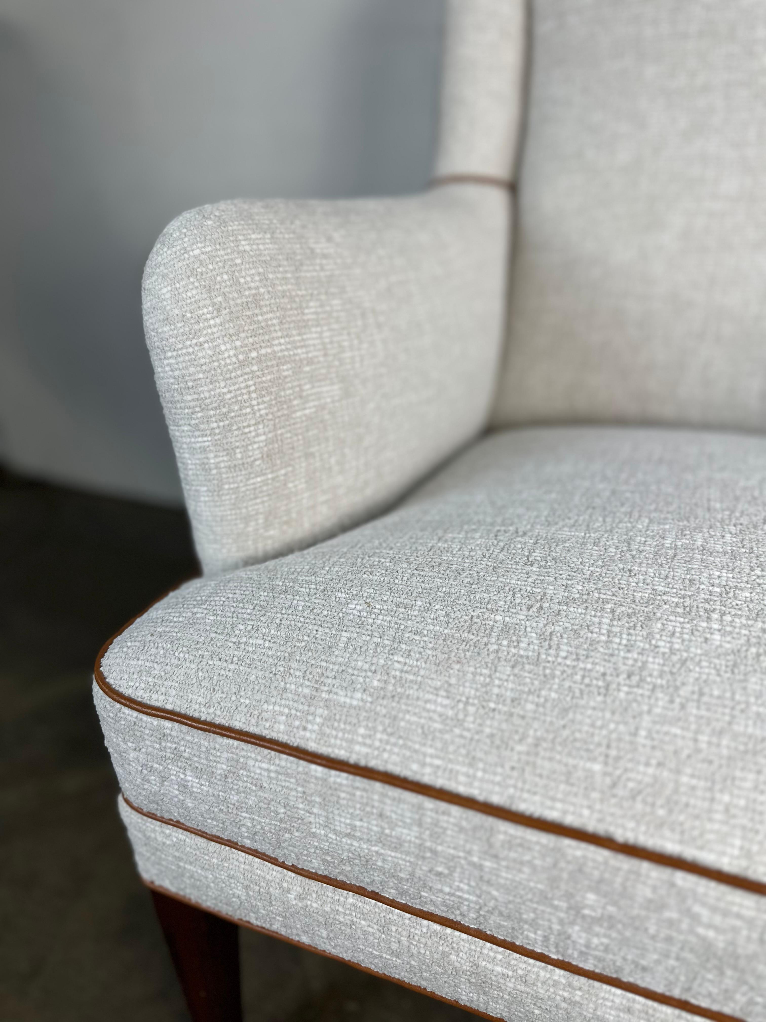Frits Henningsen Danish Modern Lounge Chair with New Upholstery For Sale 3