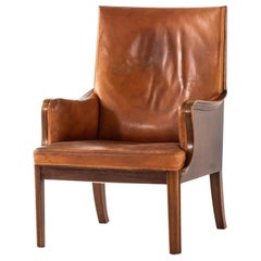 Frits Henningsen Easy Chair Produced by Cabinetmaker Frits Henningsen in Denmark