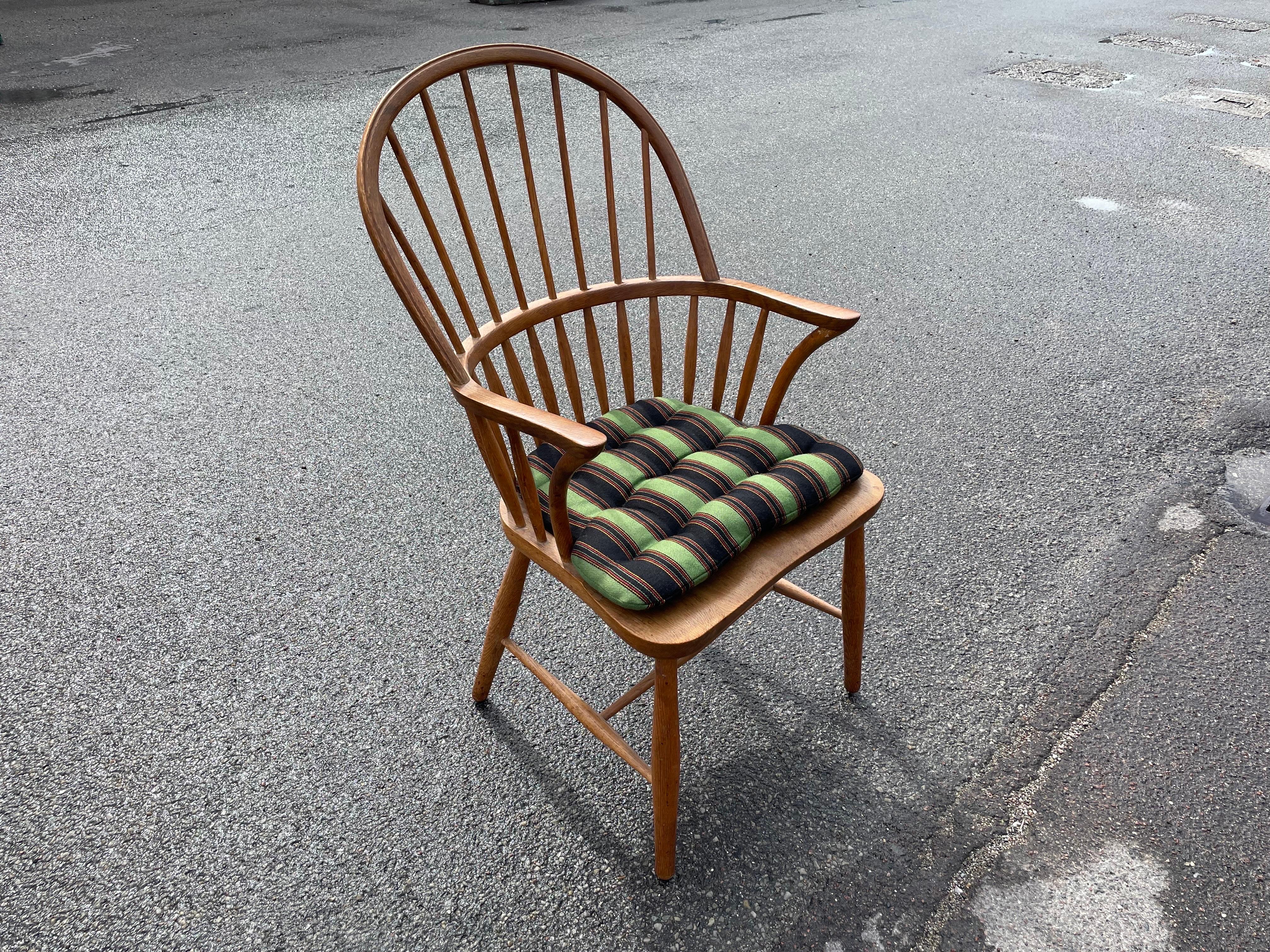 Oak Frits Henningsen 'FH38 Windsor' Chair for Carl Hansen & Son