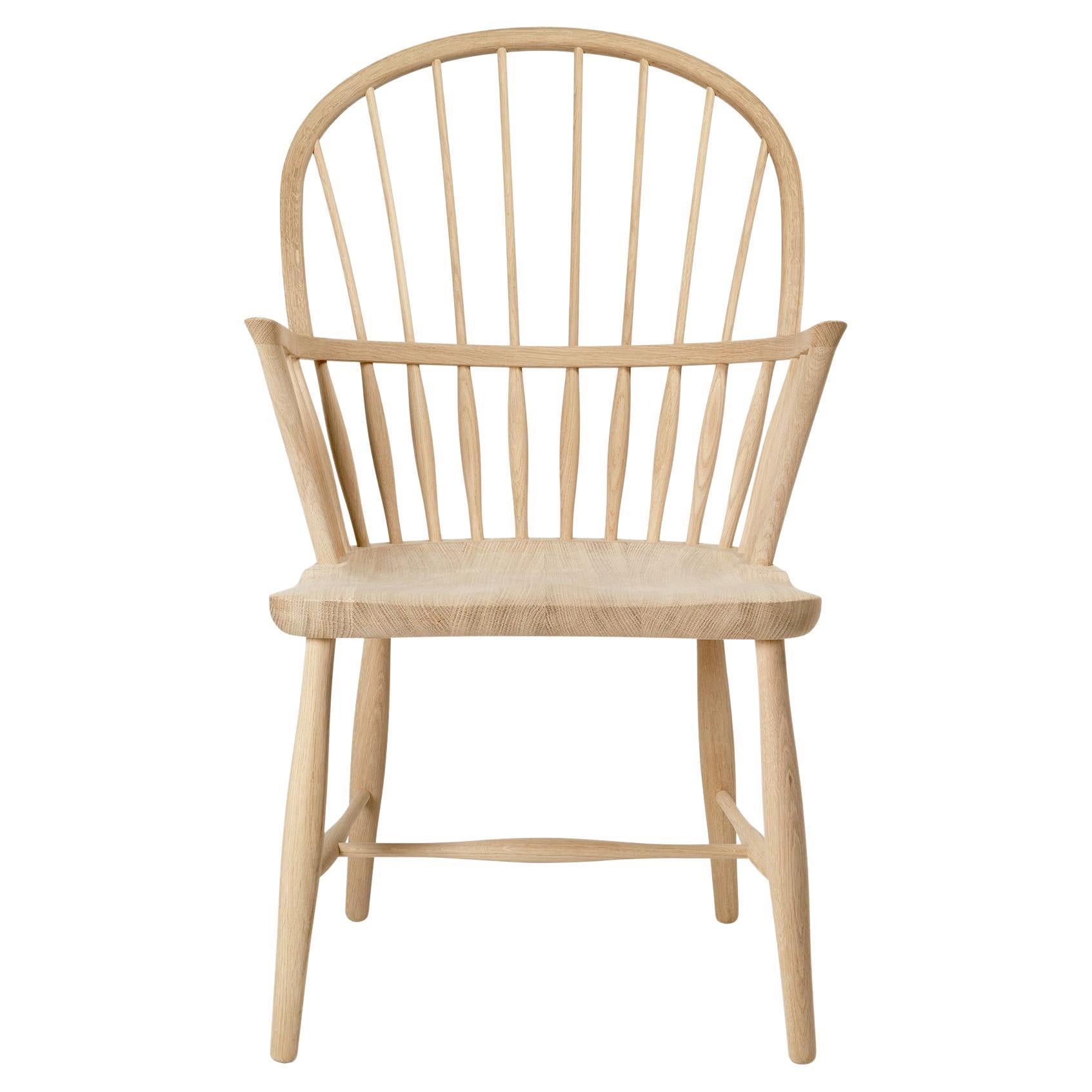 Frits Henningsen 'FH38 Windsor' Chair in Soaped Oak for Carl Hansen & Son For Sale