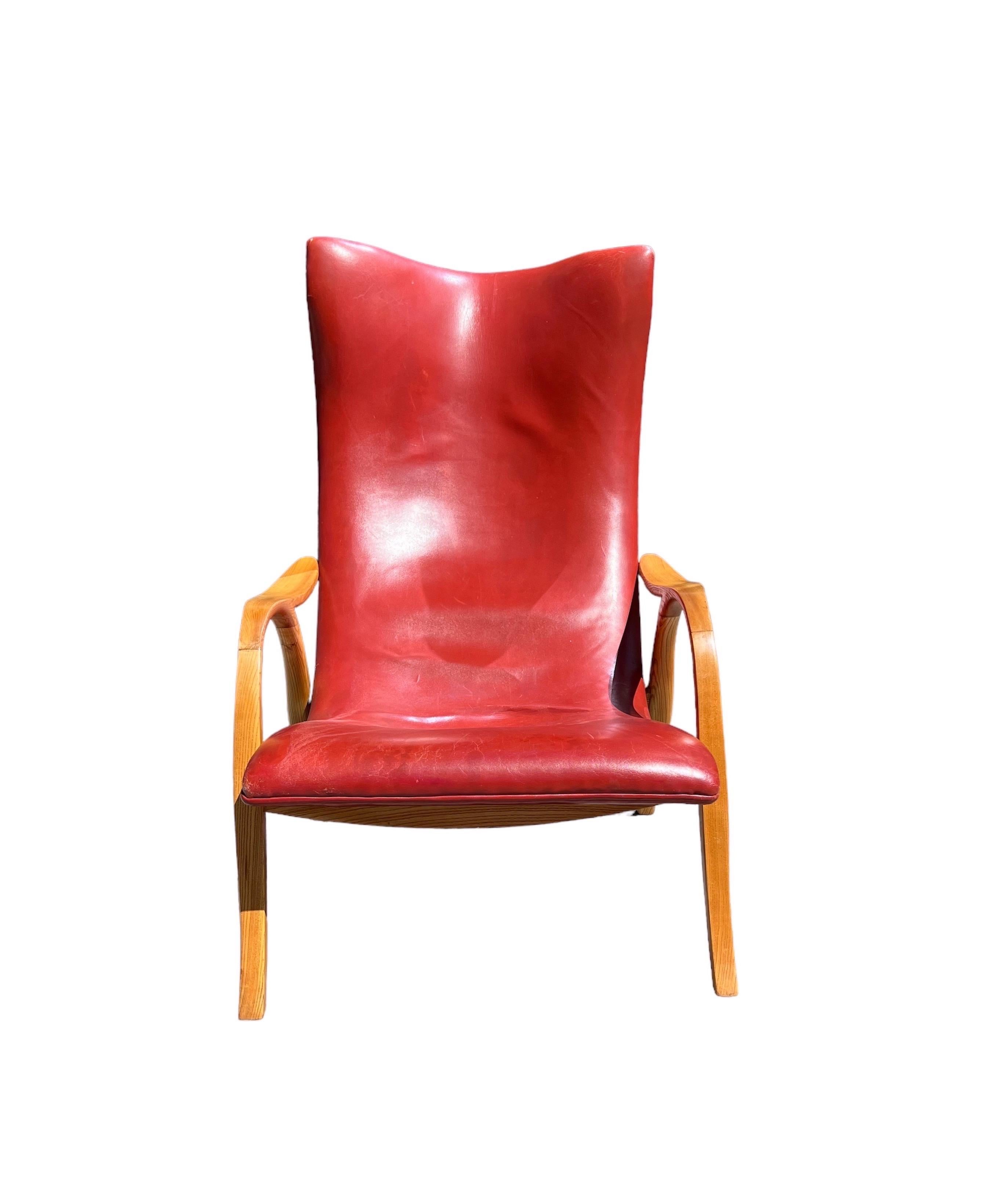 Frits Henningsen For Carl Hansen Signature Style Armchair In Good Condition For Sale In New York, NY