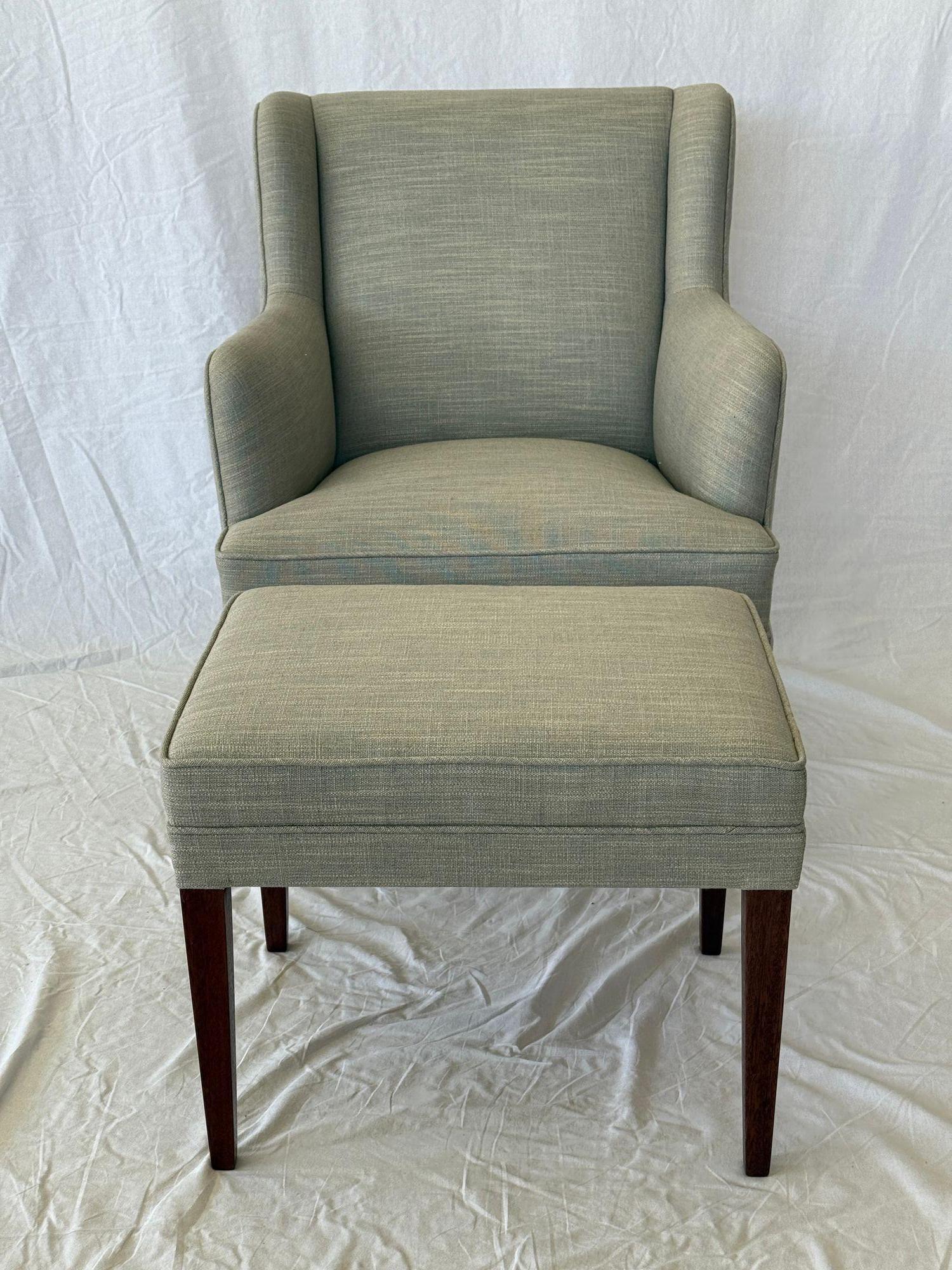 Silla y reposapiés Frits Henningsen Escandinavo moderno en venta