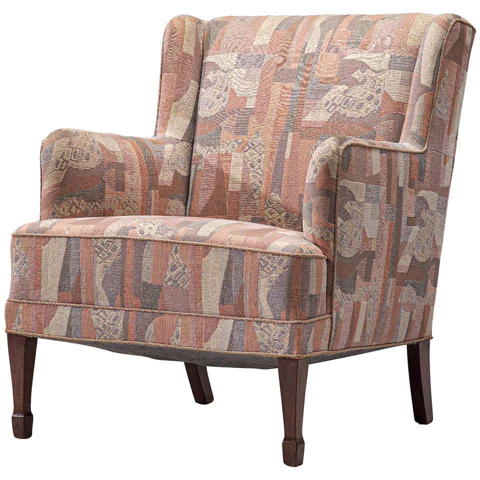 Lounge Chair in Beige Patterned Upholstery For Sale at 1stDibs