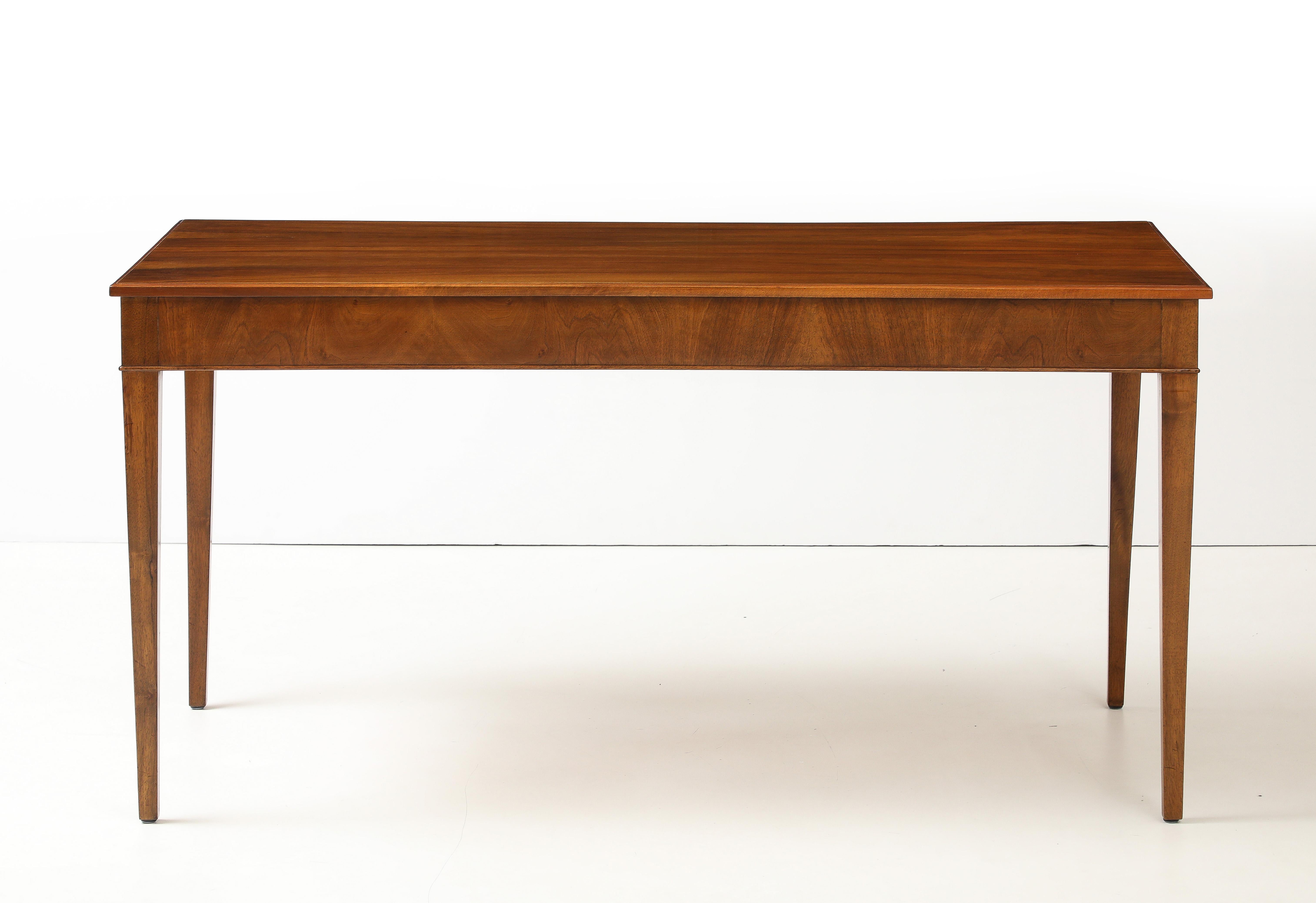 Frits Henningsen Mahogany Writing Table, circa 1940s In Good Condition In New York, NY