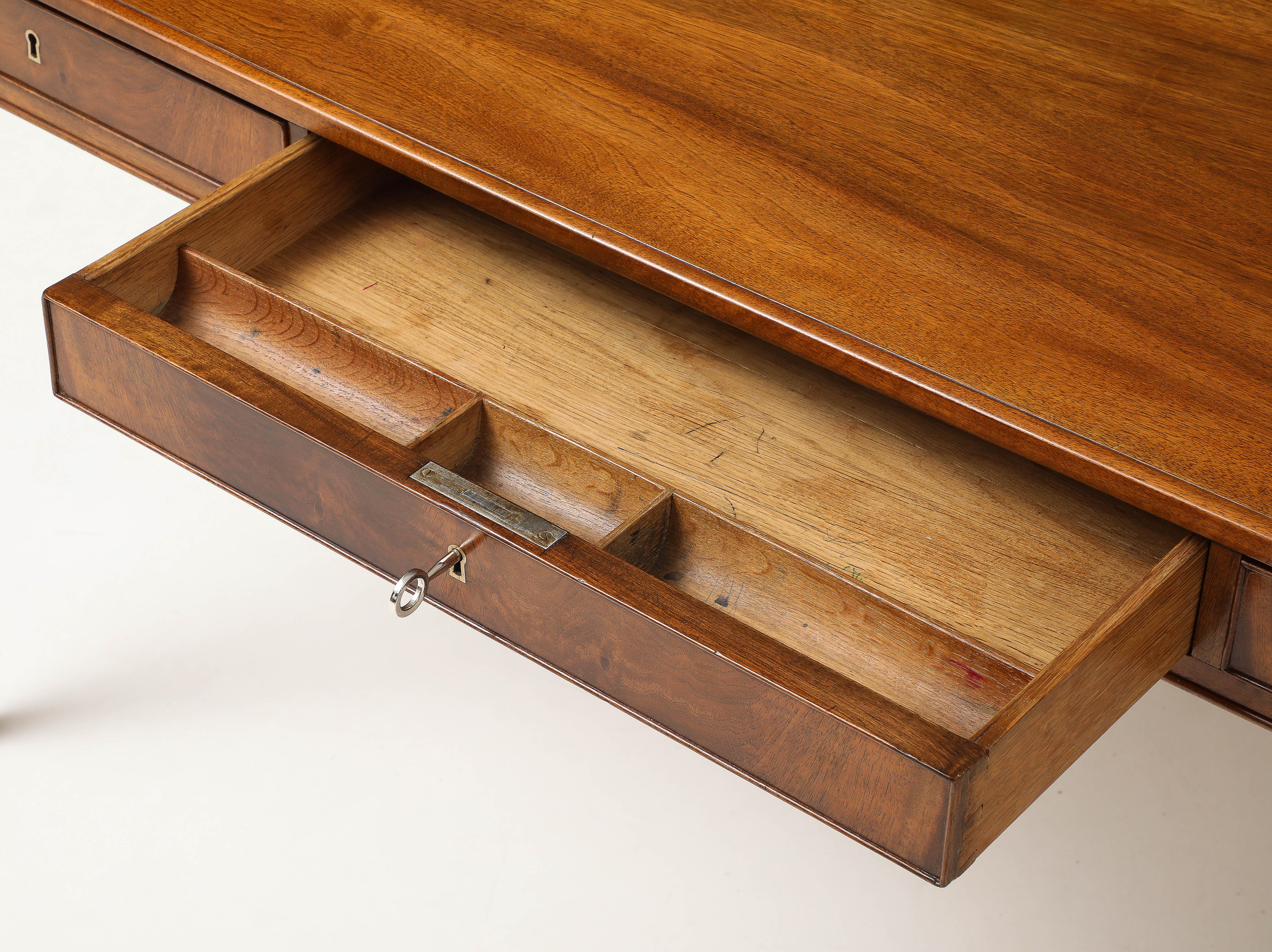 Frits Henningsen Mahogany Writing Table, circa 1940s 1
