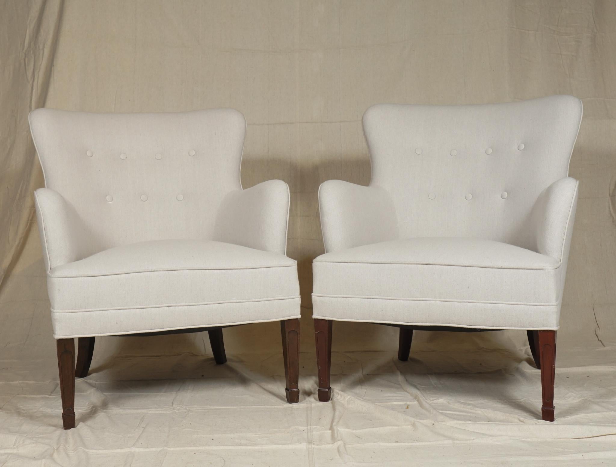 Beech Frits Henningsen Pair of Armchairs and Settee