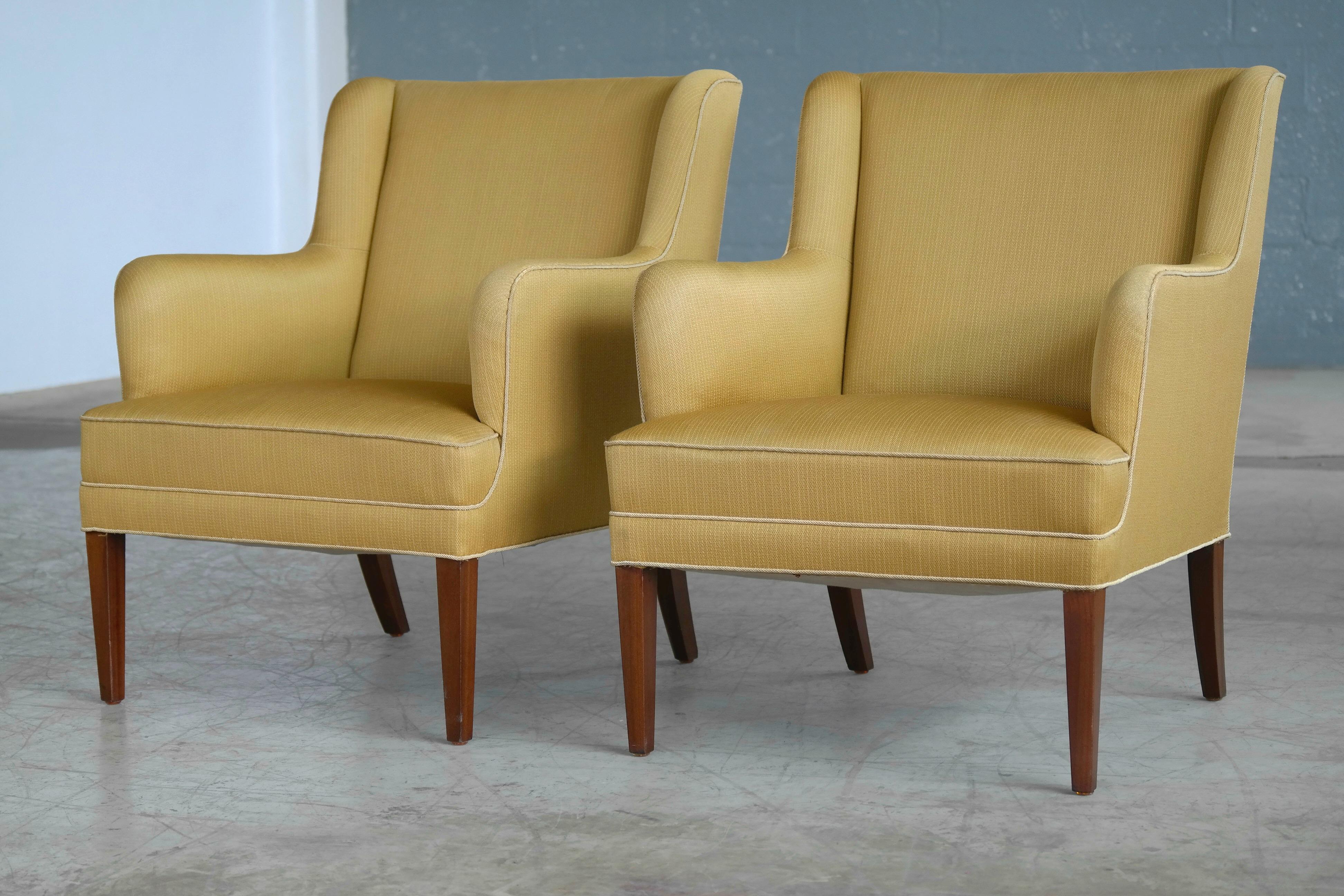 Frits Henningsen Pair of Lounge Chairs Denmark, circa 1950 3