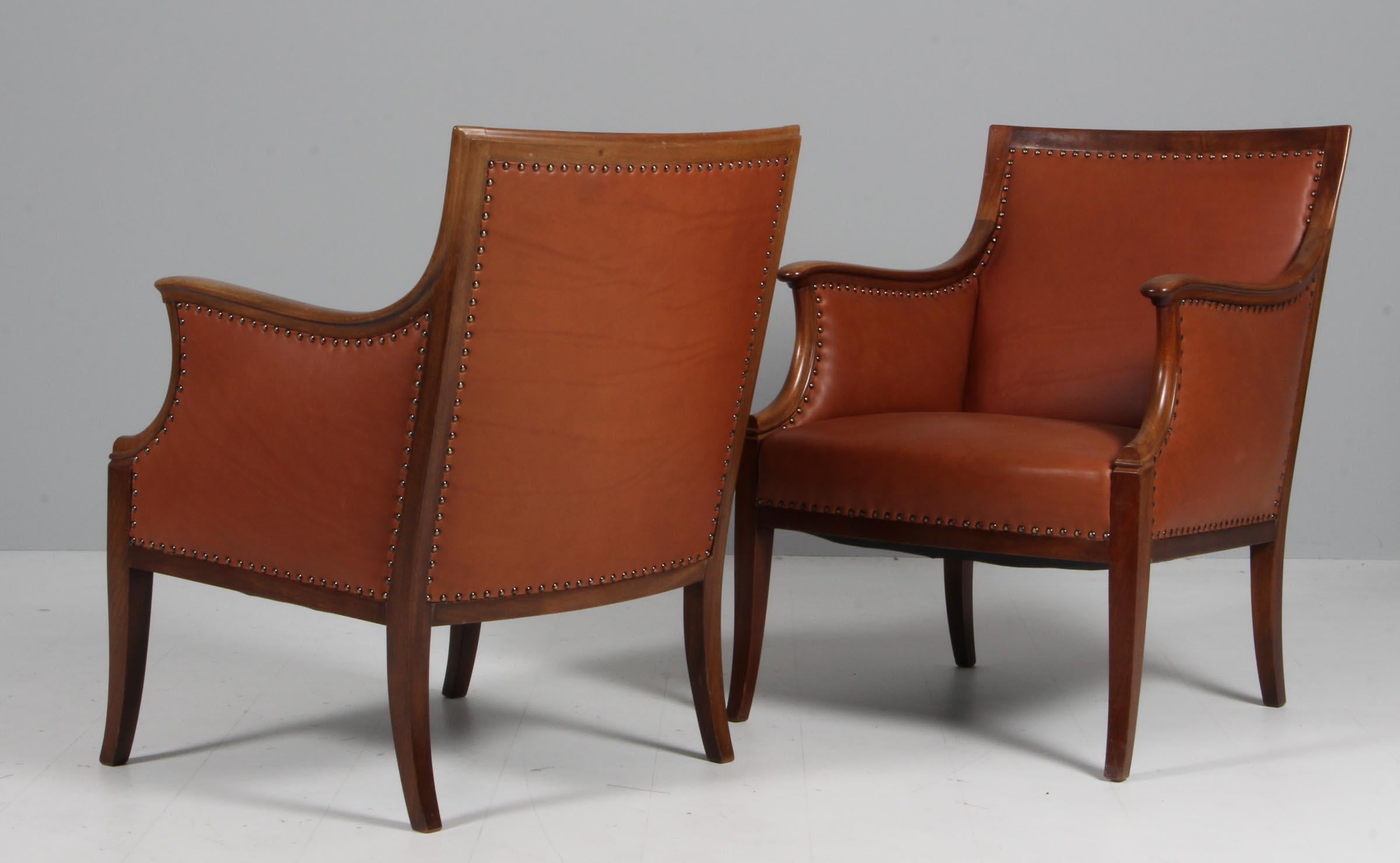 Mid-20th Century Frits Henningsen, Pair of Lounge Chairs with Brandy Aniline Leather For Sale