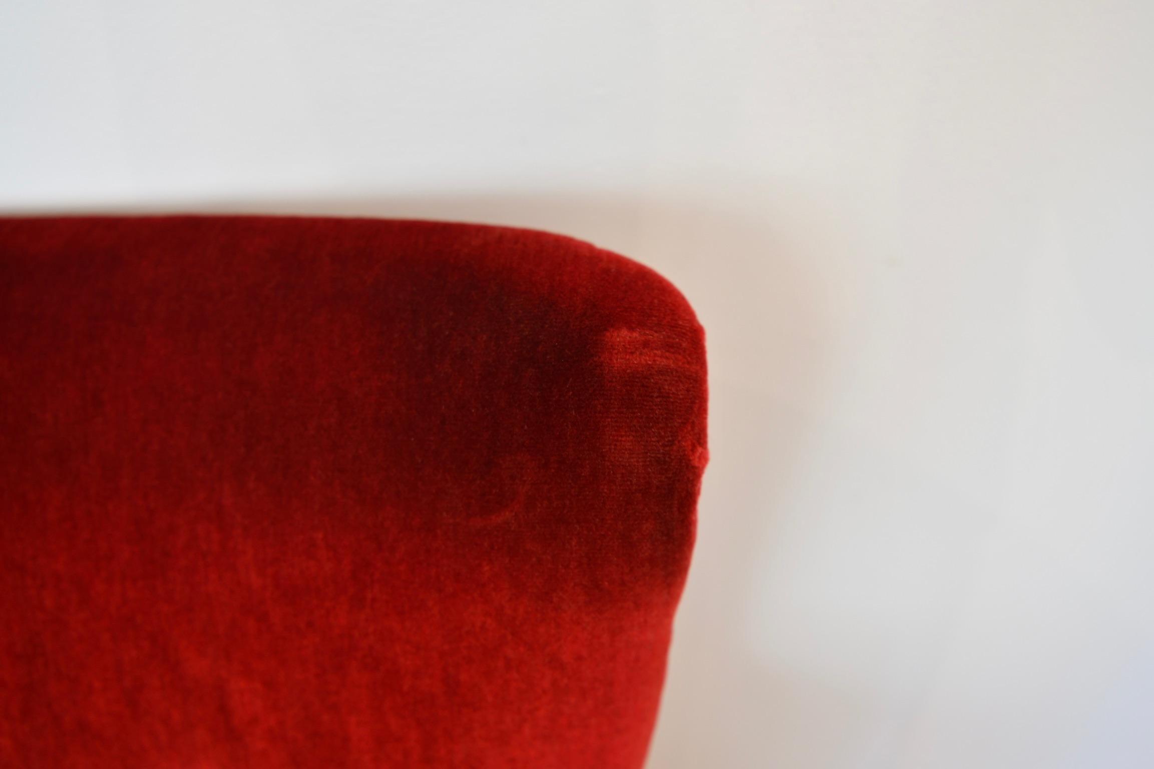Frits Henningsen Red Velvet Lounge Chair 3