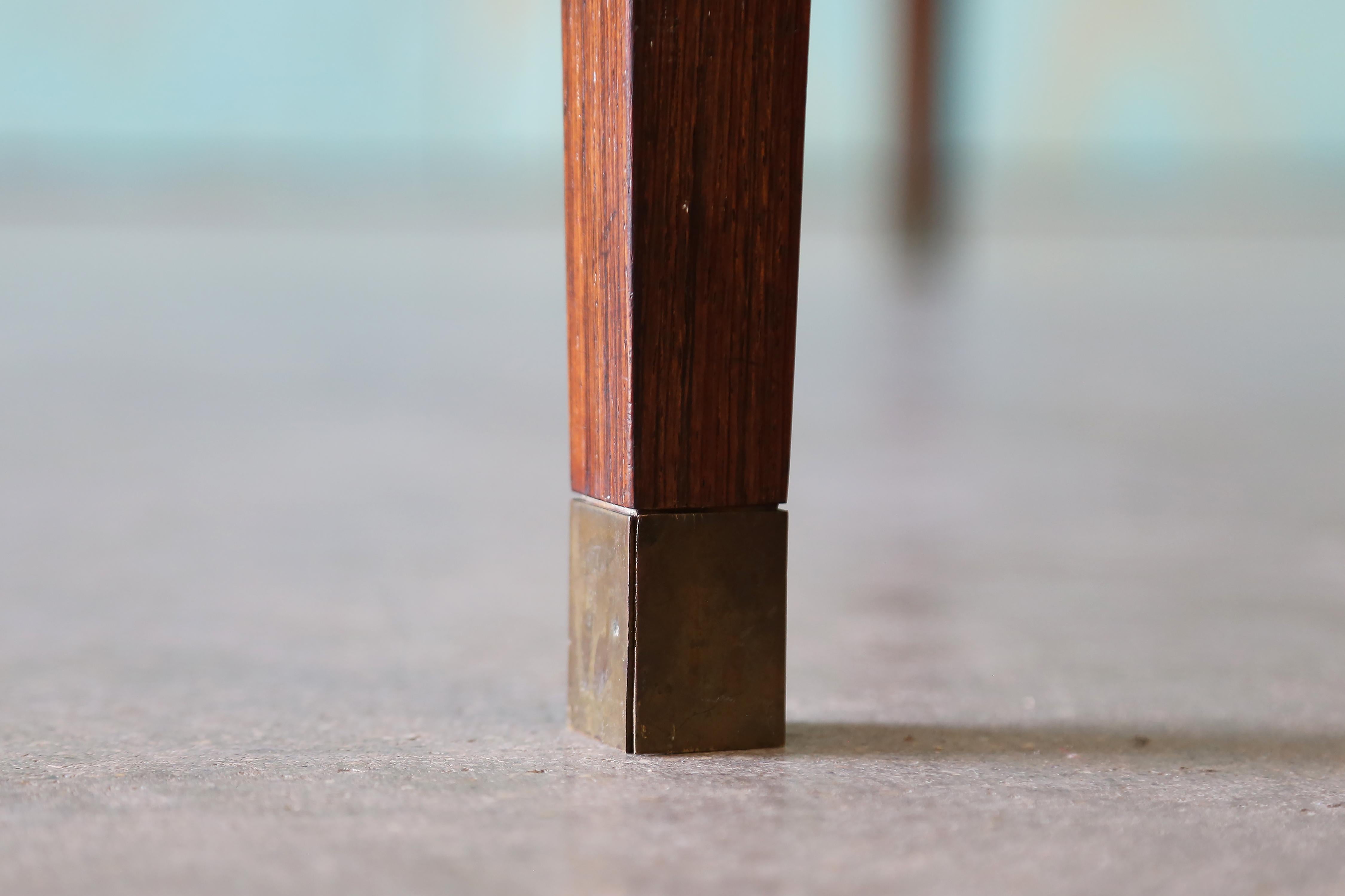 Table d'appoint en palissandre de Frits Henningsen, Danemark années 1940 en vente 3