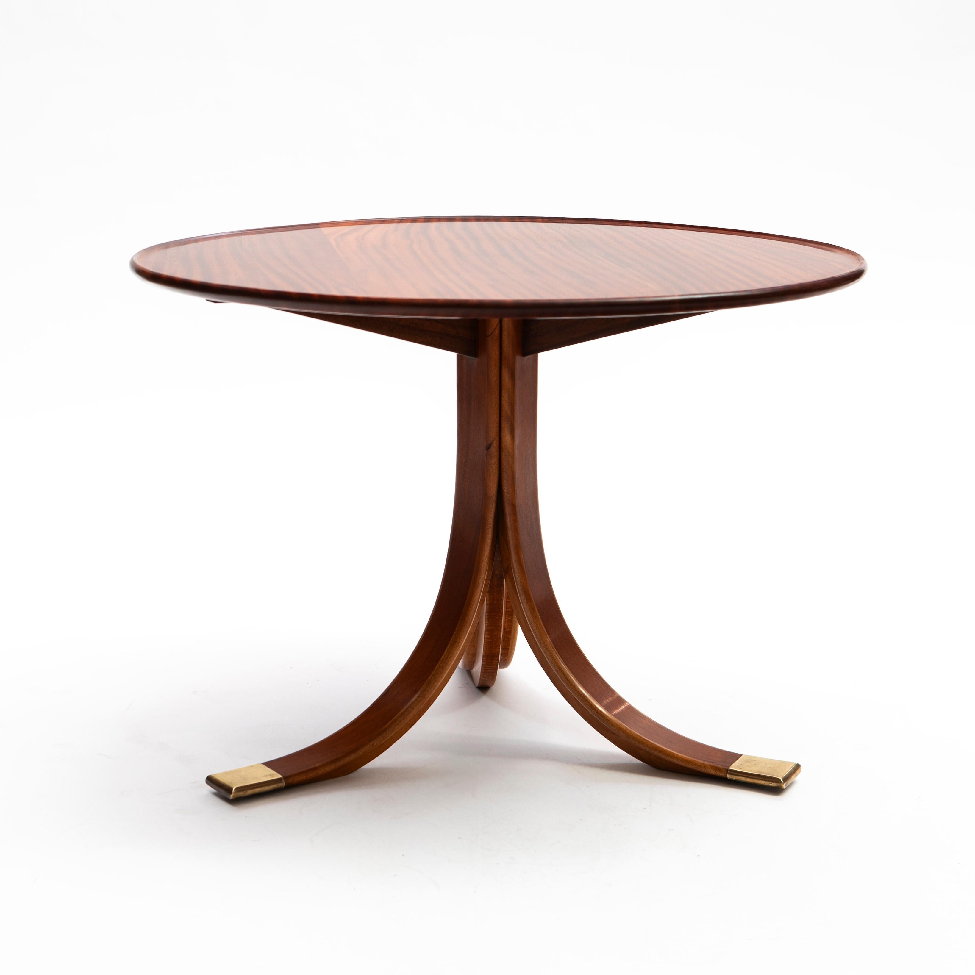 Scandinavian Modern Frits Henningsen Round Pedestal Coffee Table