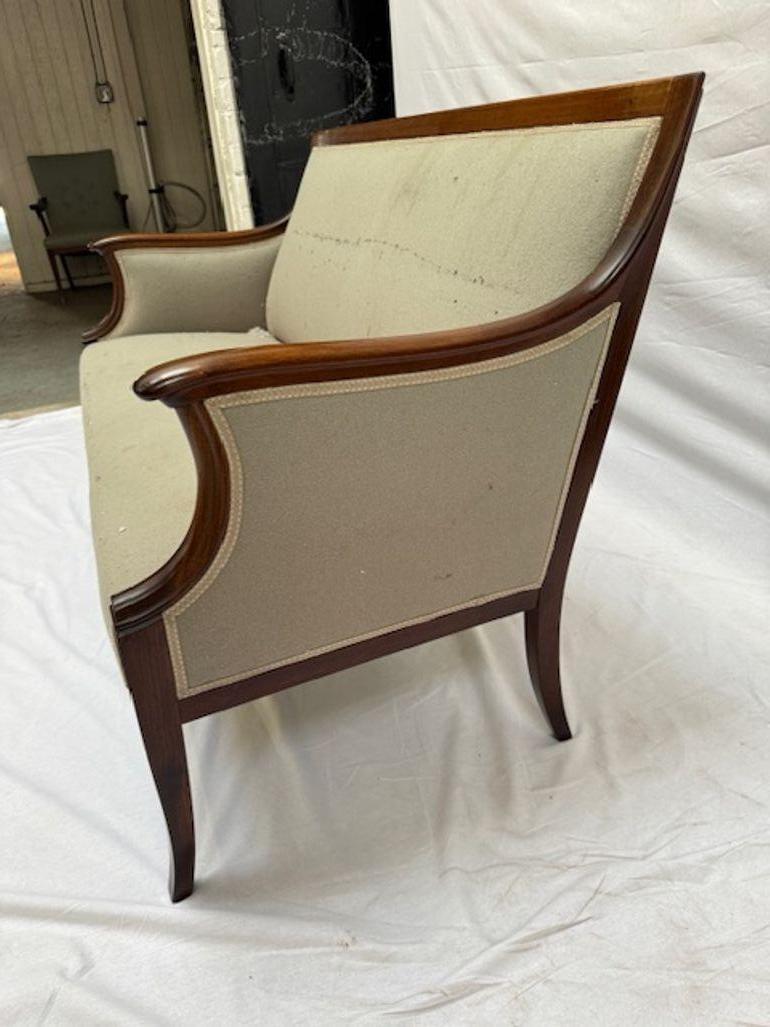 Divano Frits Henningsen. Un bel design classico. Telaio in mogano. Non segnato