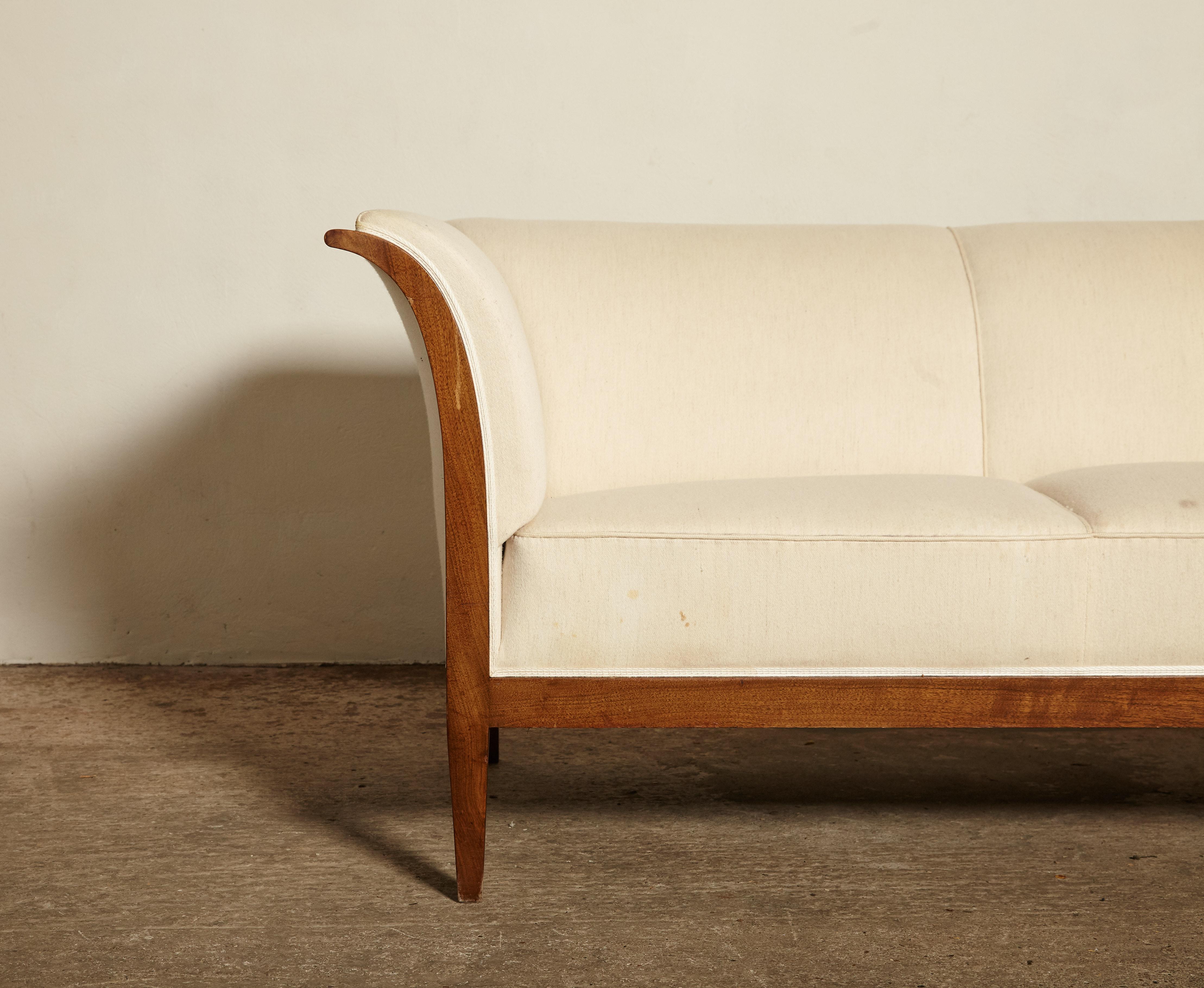 20th Century Frits Henningsen Sofa, Denmark, 1940s-1950s, for Reupholstery