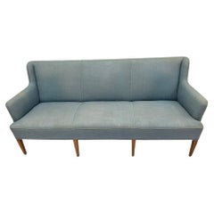 Frits Henningsen Sofa