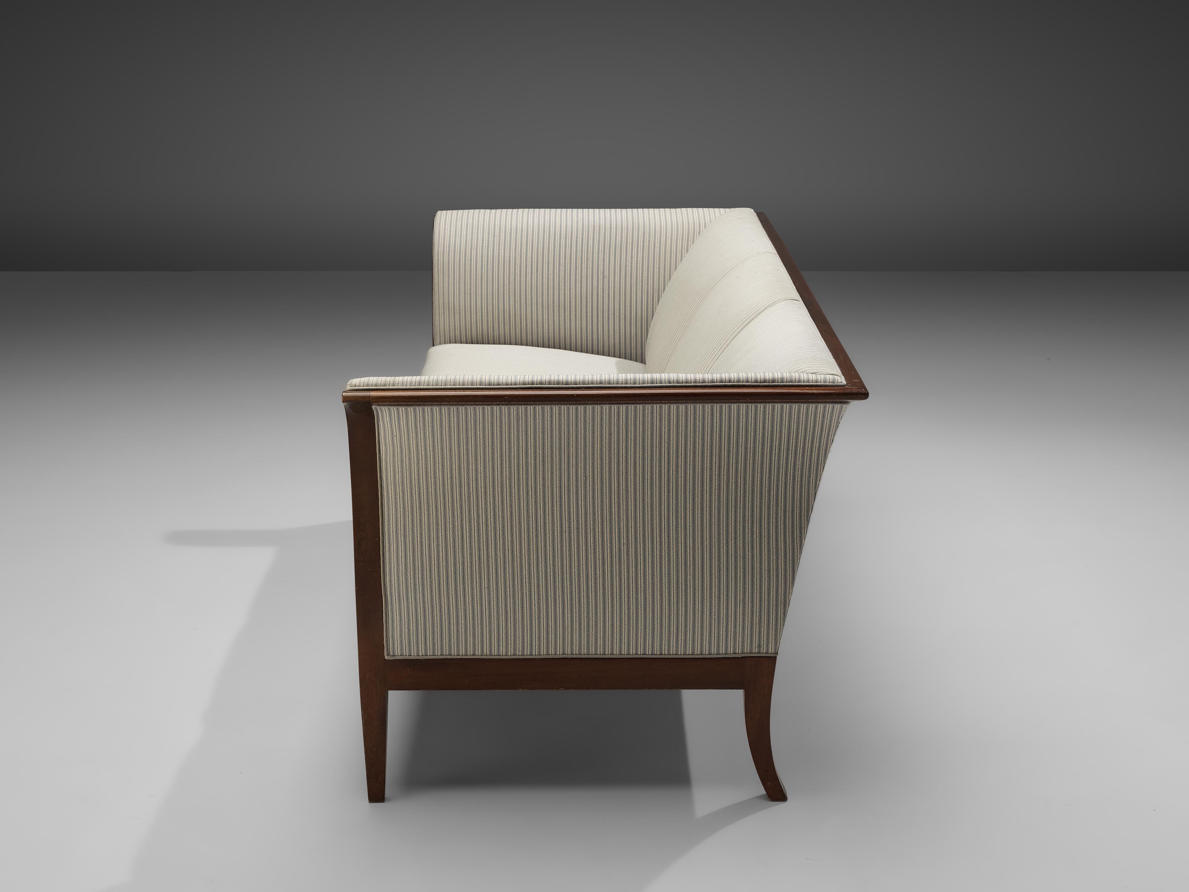 Frits Henningsen Sofa in White Fabric Upholstery 4
