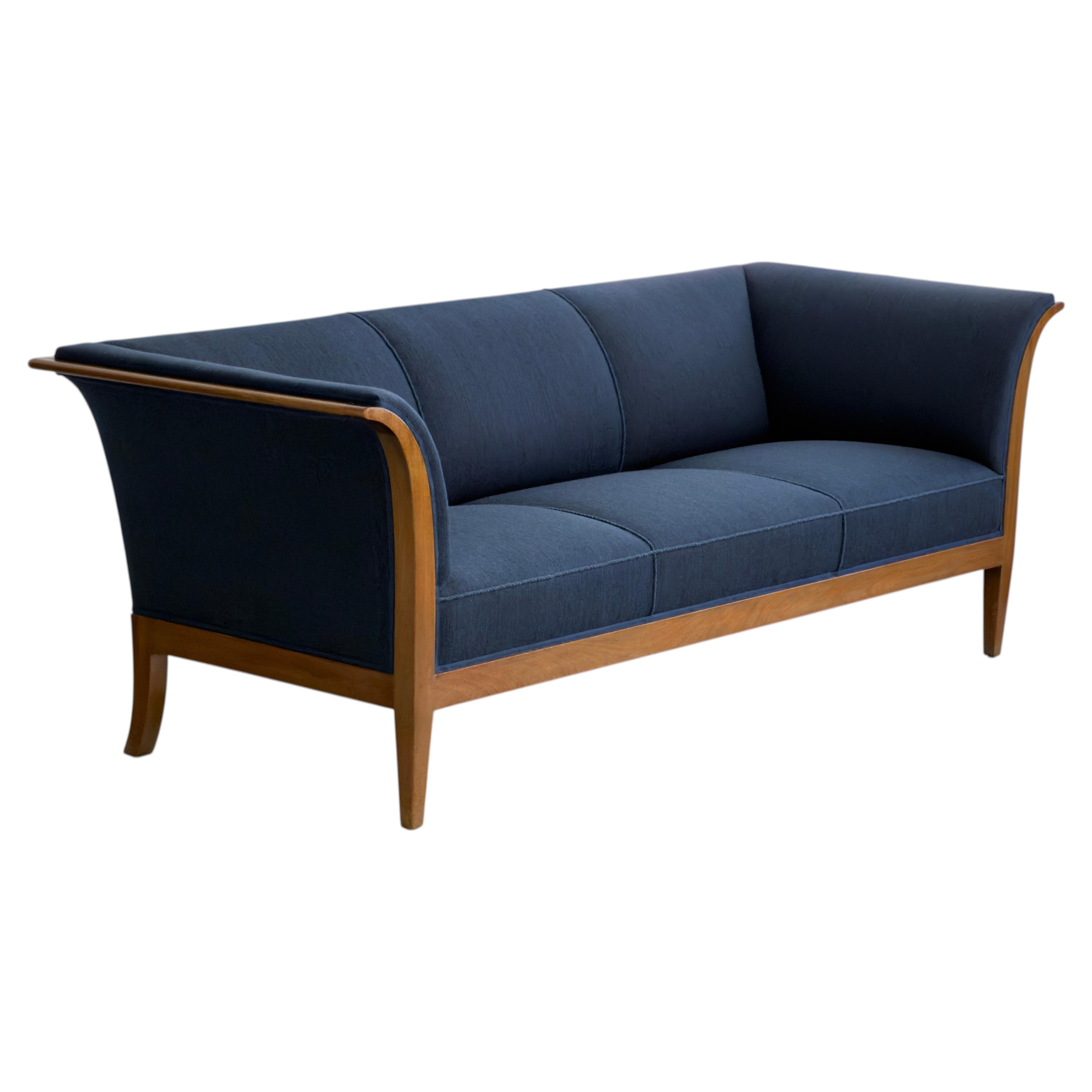 Frits Henningsen Sofa reupholstered in Dark Blue Worsted Wool. Denmark 1930s. For Sale