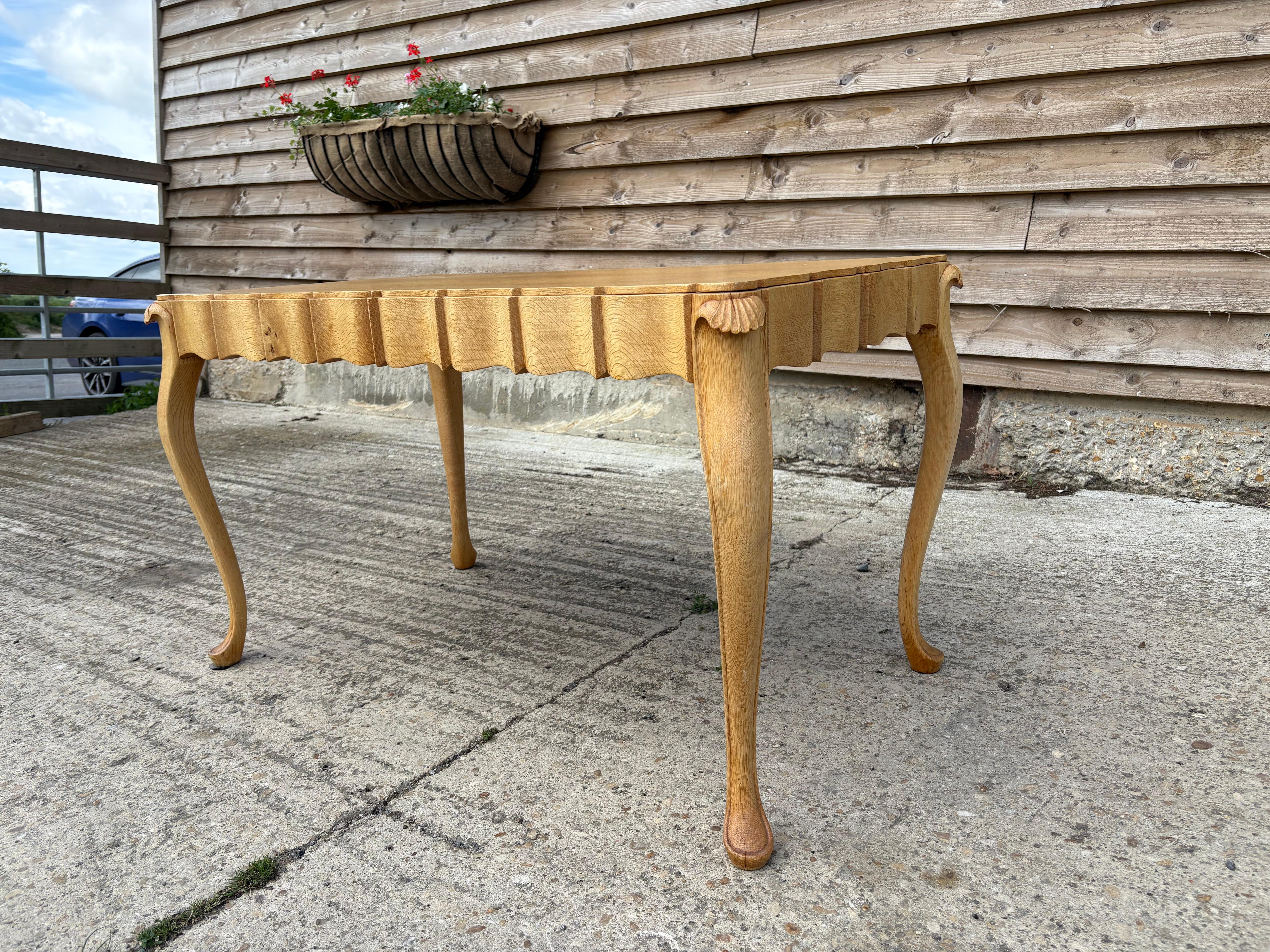 Frits Henningsen Tisch aus massiver Eiche ca. 1940-50er Jahre im Angebot 1