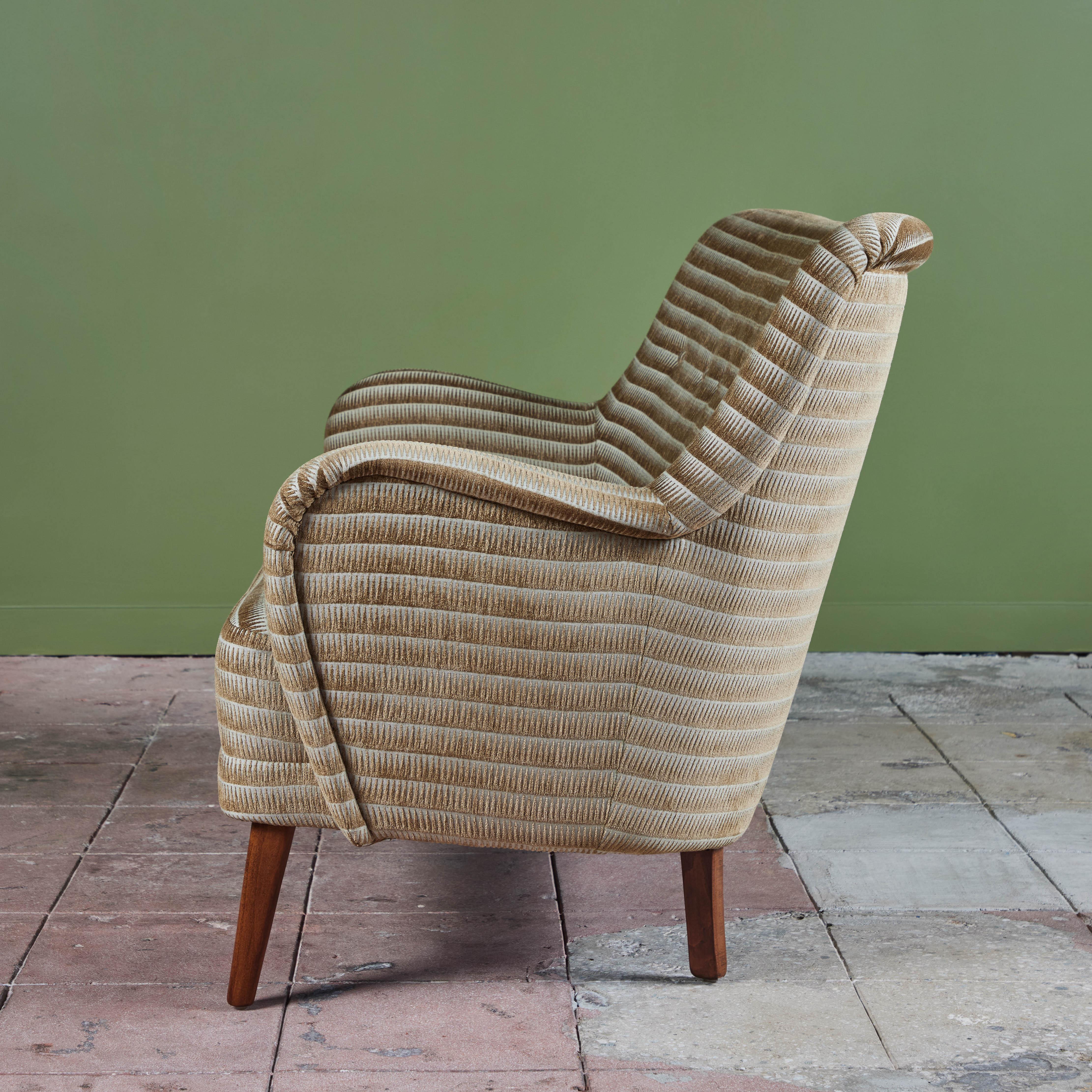 Upholstery Frits Henningsen Style Settee For Sale