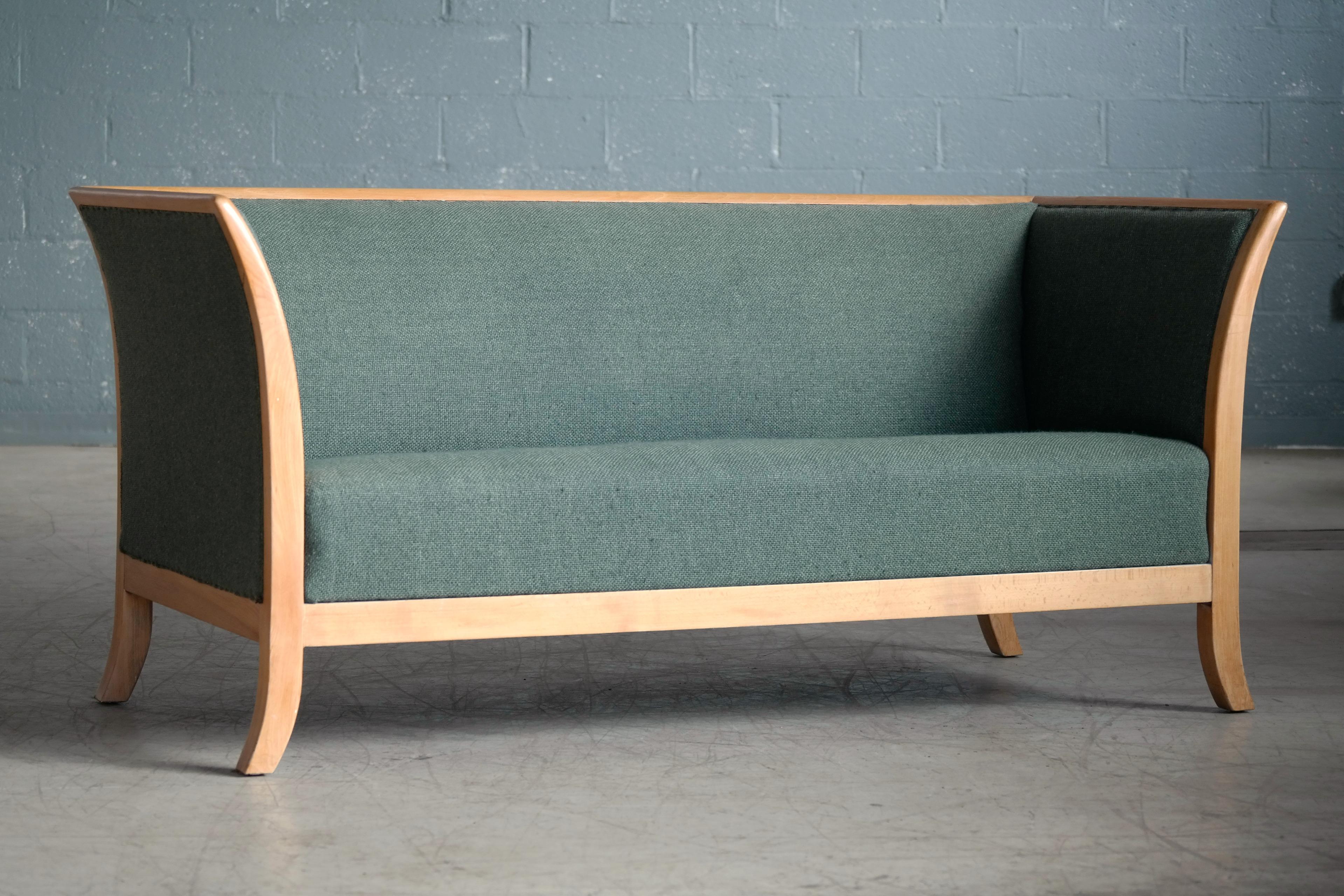 Mid-20th Century Frits Henningsen Style Two-Seat Sofa in Oak by Søren Willadsen, Denmark, 1940s