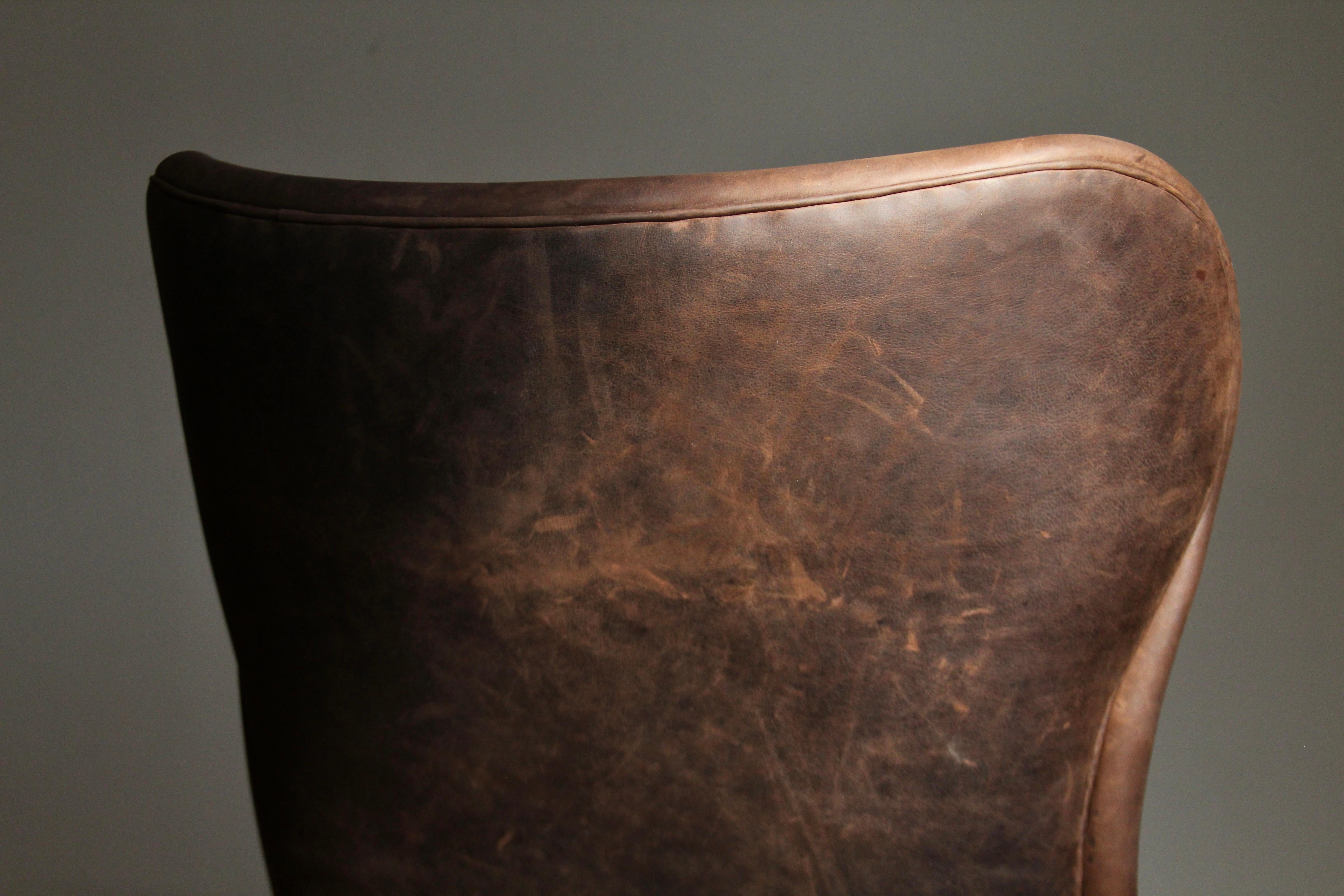 Chaise à dossier en cuir vintage de style Frits Henningsen en vente 5