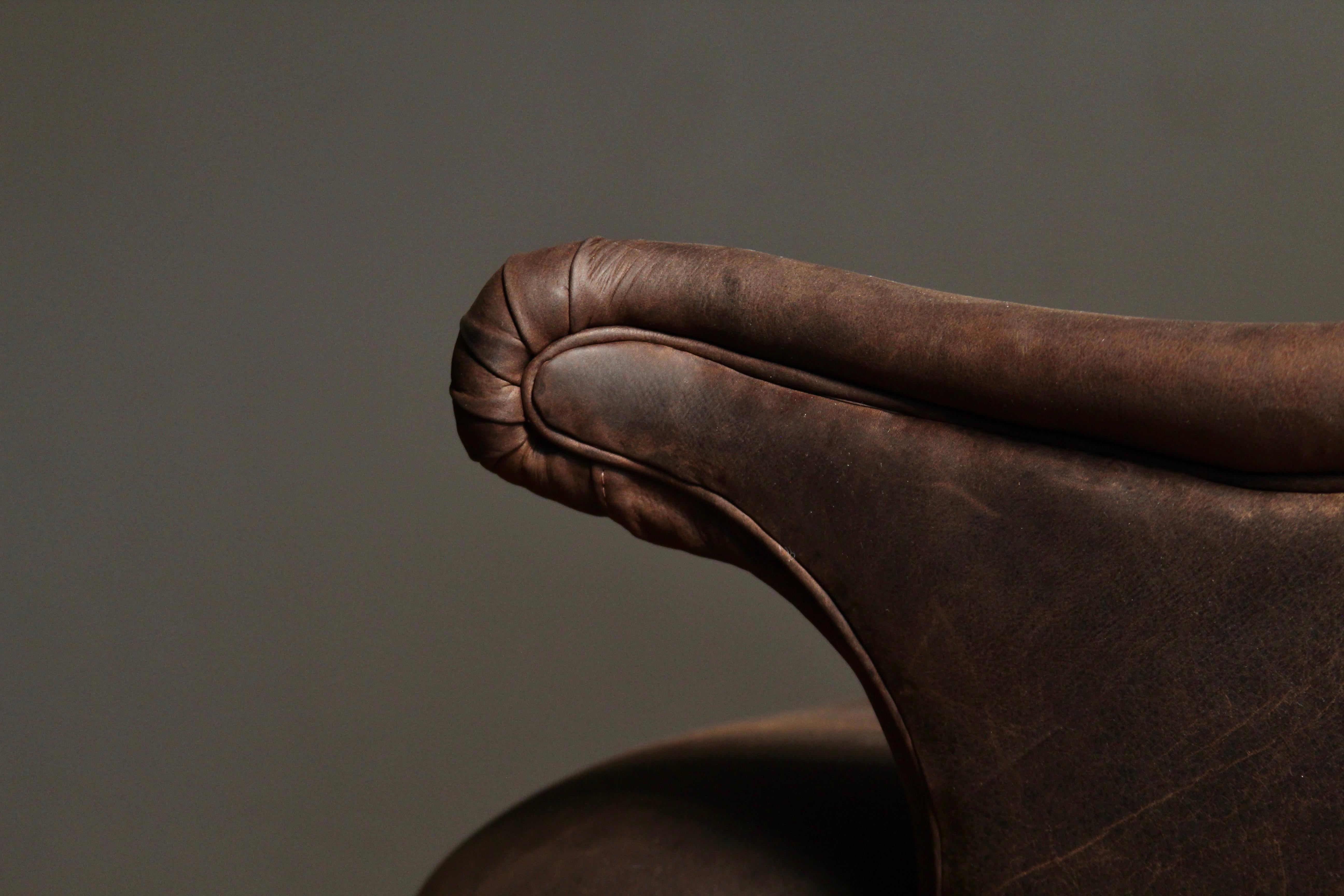 Chaise à dossier en cuir vintage de style Frits Henningsen en vente 8