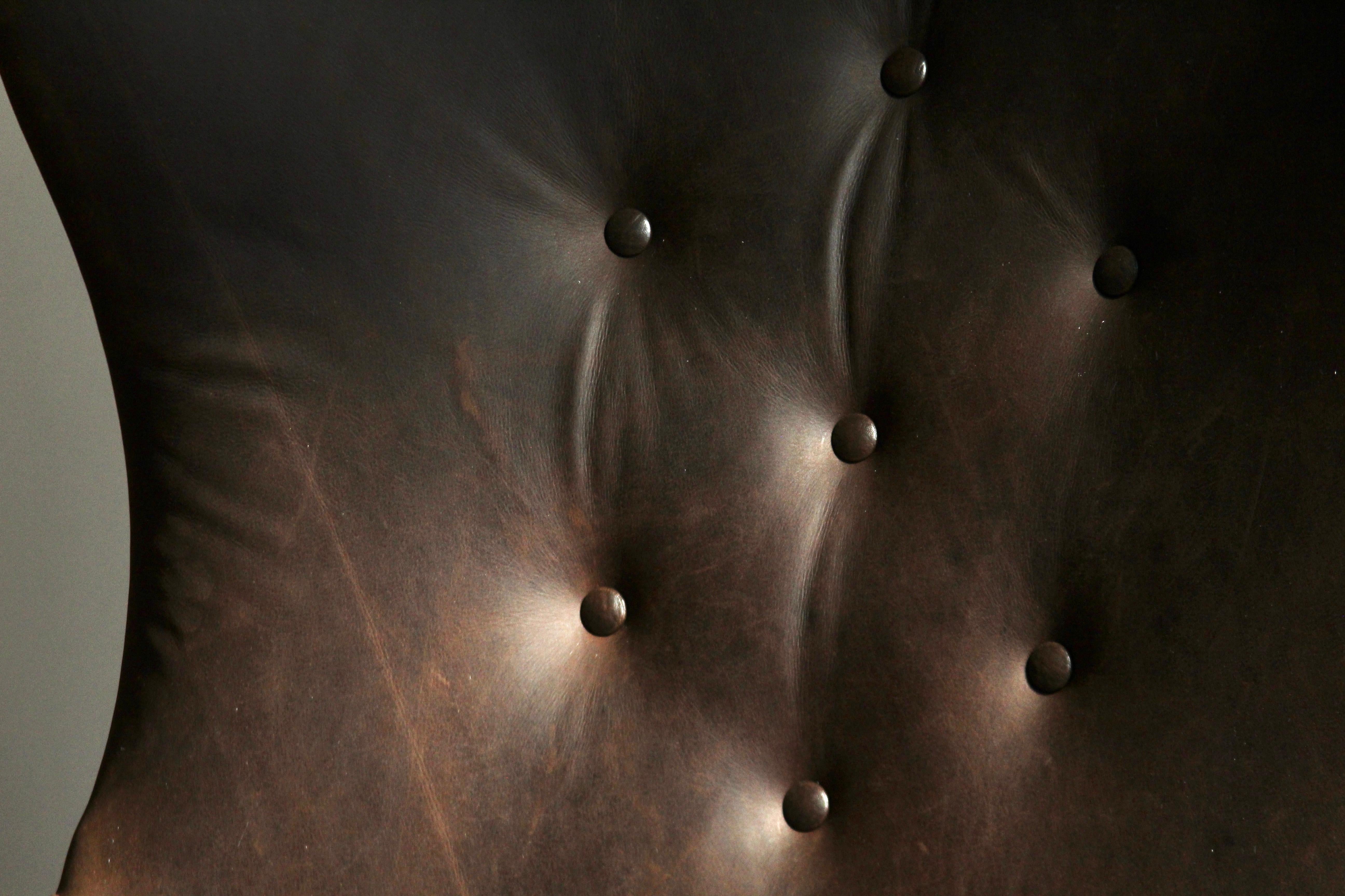 Fin du 20e siècle Chaise à dossier en cuir vintage de style Frits Henningsen en vente