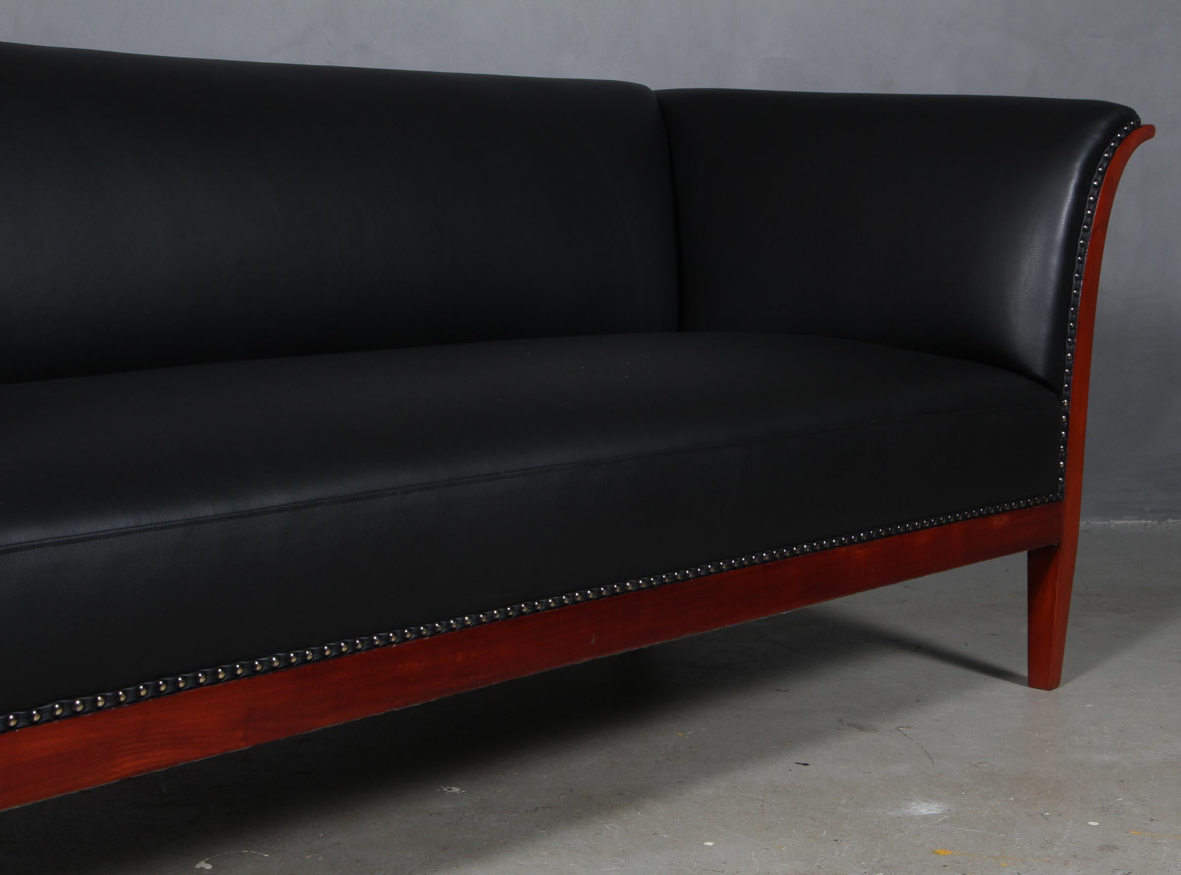 Frits Henningsen, Three Seat Sofa In Good Condition In Esbjerg, DK