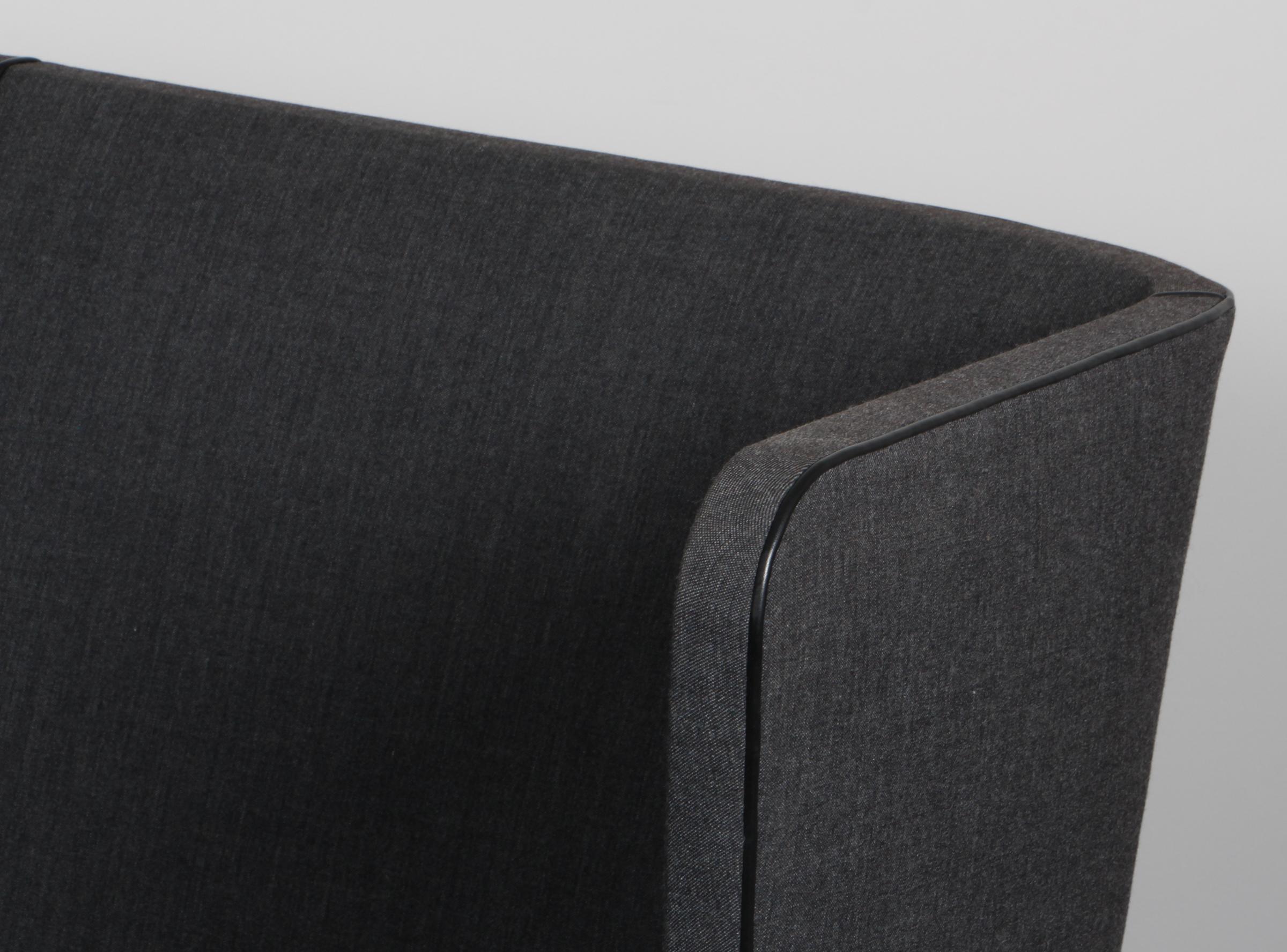 Frits Henningsen, zweisitziges Sofa Coupe, Modell FH436 (Skandinavische Moderne) im Angebot