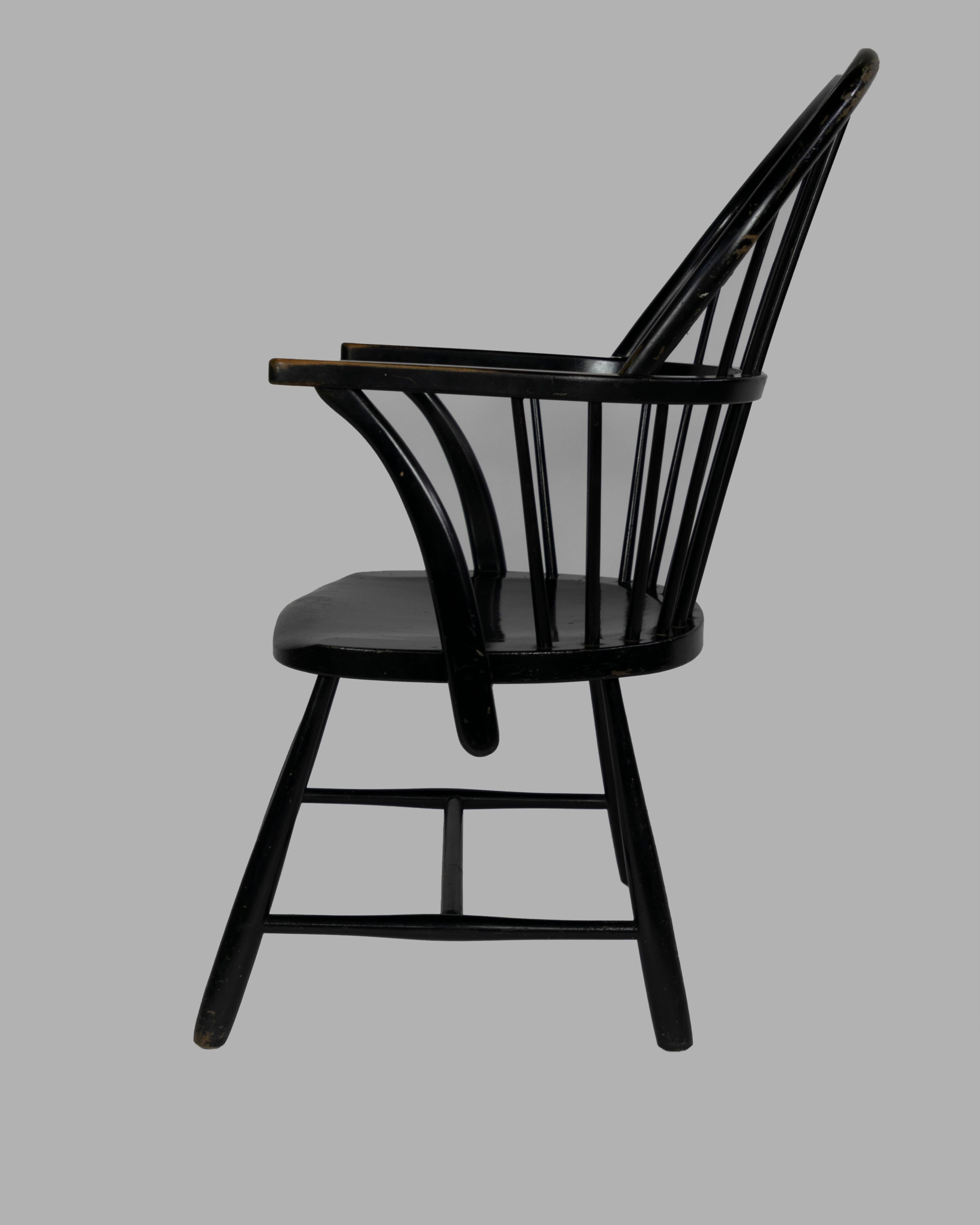Danish Frits Henningsen Windsor Chair in Black Oak, Ch-18a by Carl Hansen in the 1940s