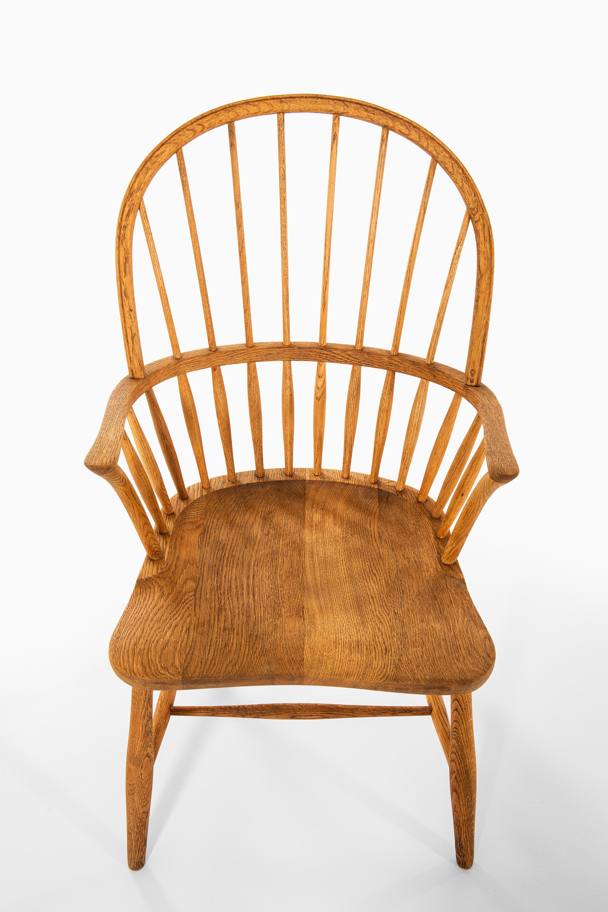 Danish Frits Henningsen Windsor Dining Chairs Model CH 18A by Carl Hansen & Søn