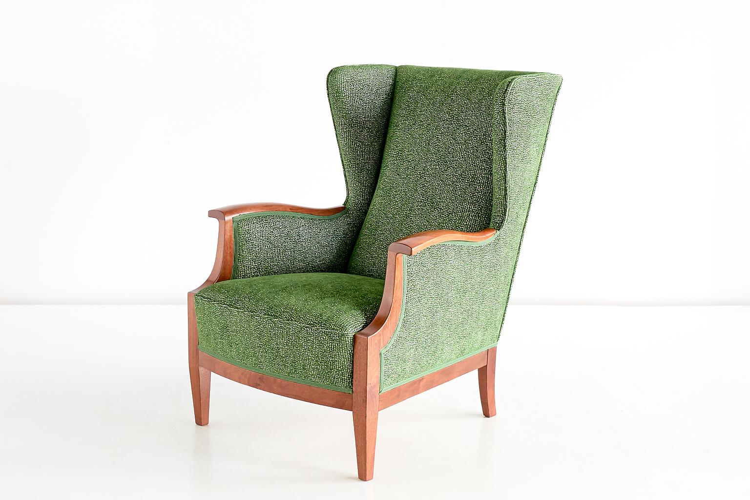 Mid-20th Century Frits Henningsen Wingback Chair in Walnut and Green Rubelli Fabric, 1930s For Sale