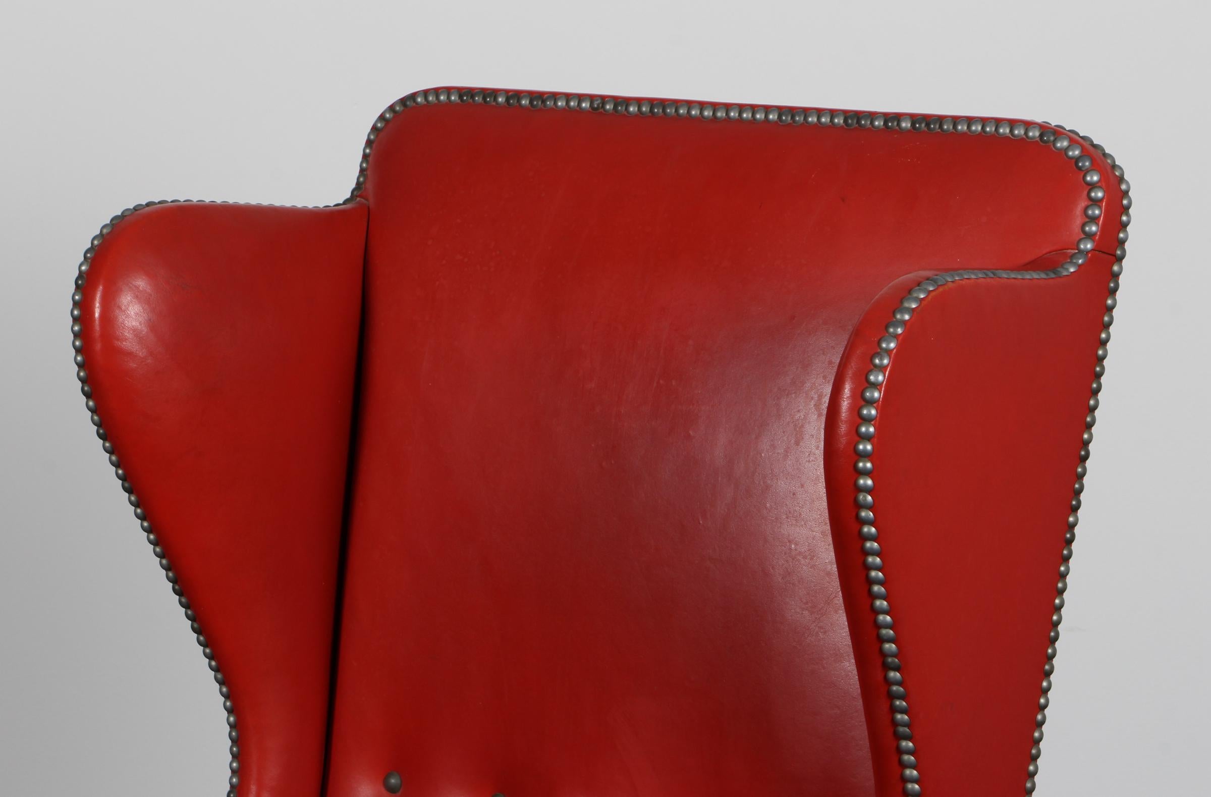 Danois Frits Henningsen, chaise à dossier avec cuir rouge patiné d'origine, années 1940 en vente