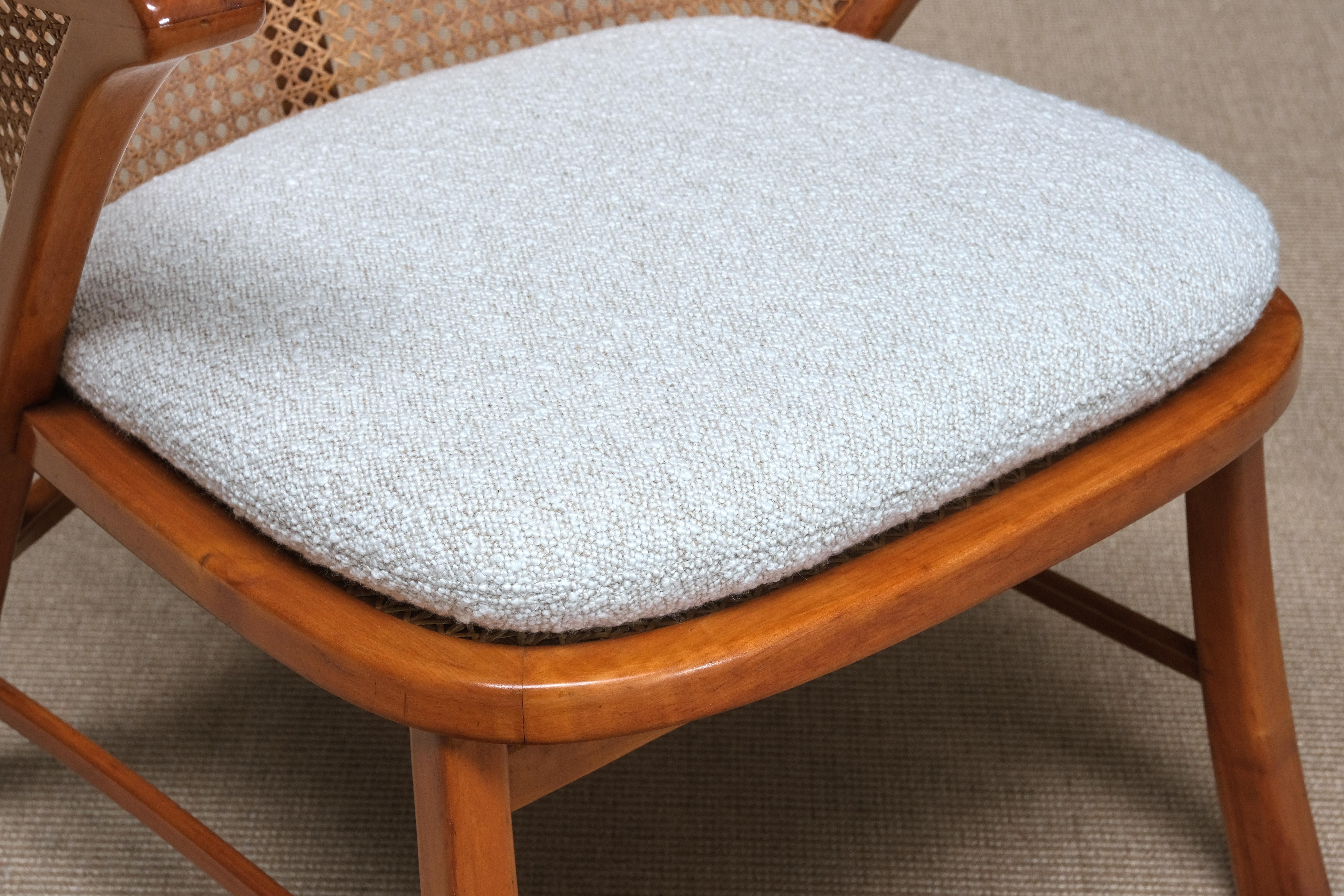 Frits Schlegel Attributed Armchair in Walnut, Cane and Bouclé, Denmark, 1940s en venta 7