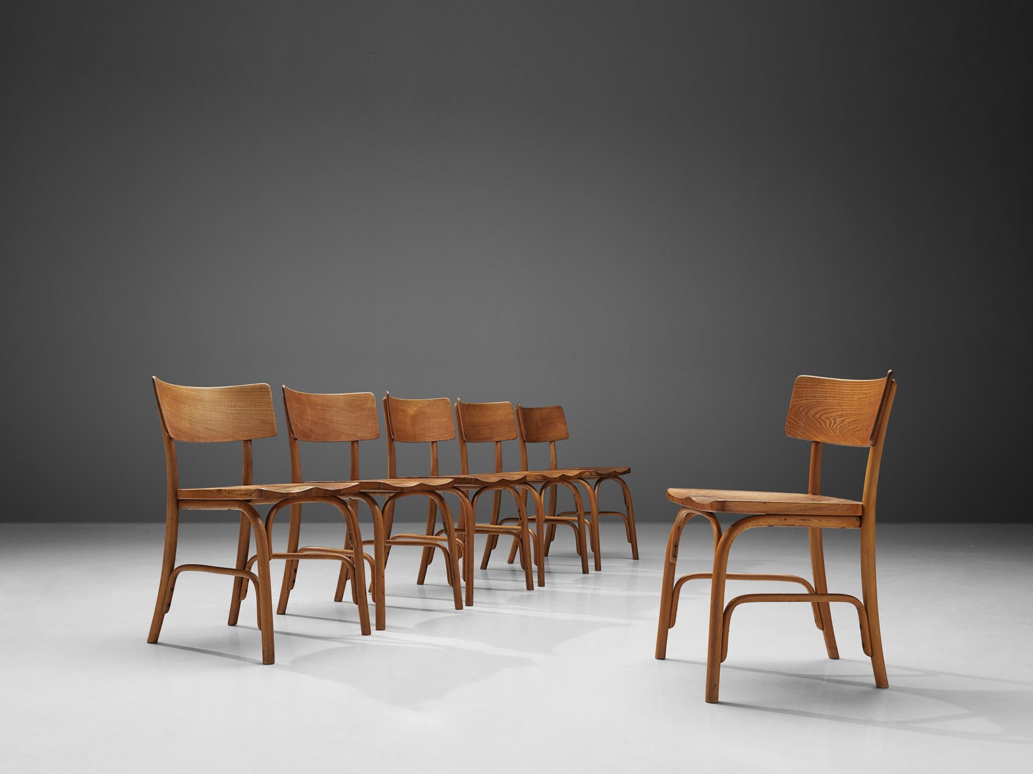 Frits Schlegel for Fritz Hansen, set of six 'Husum' chairs, elm, Denmark, 1930

Danish designer Frits Schlegel created the 'Husum' chair which got manufactured by Fritz Hansen in different editions. This model made out of beech features a