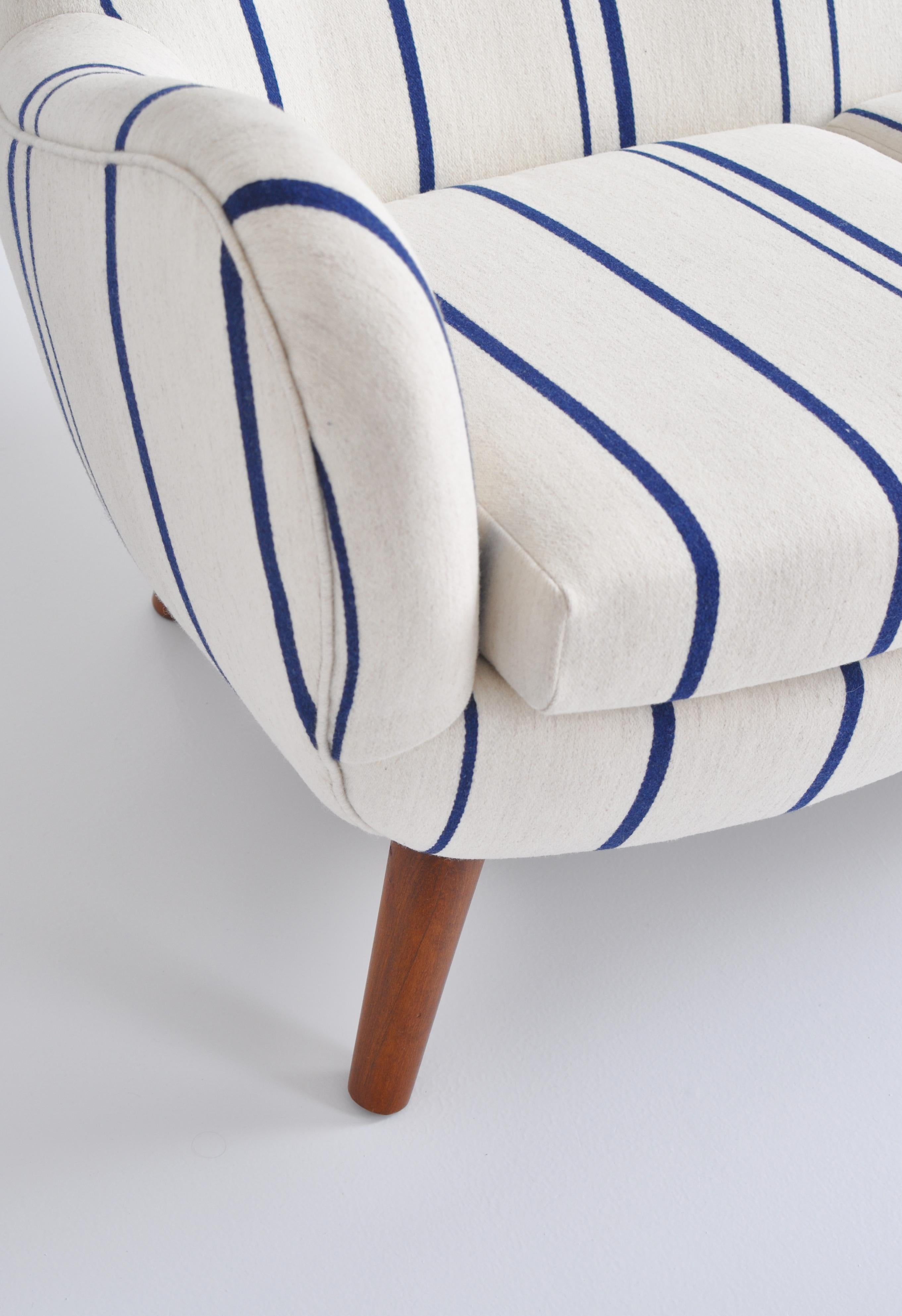 Frits Schlegel Sofa / Settee in Blue Striped Savak Wool, Denmark, 1940s 2