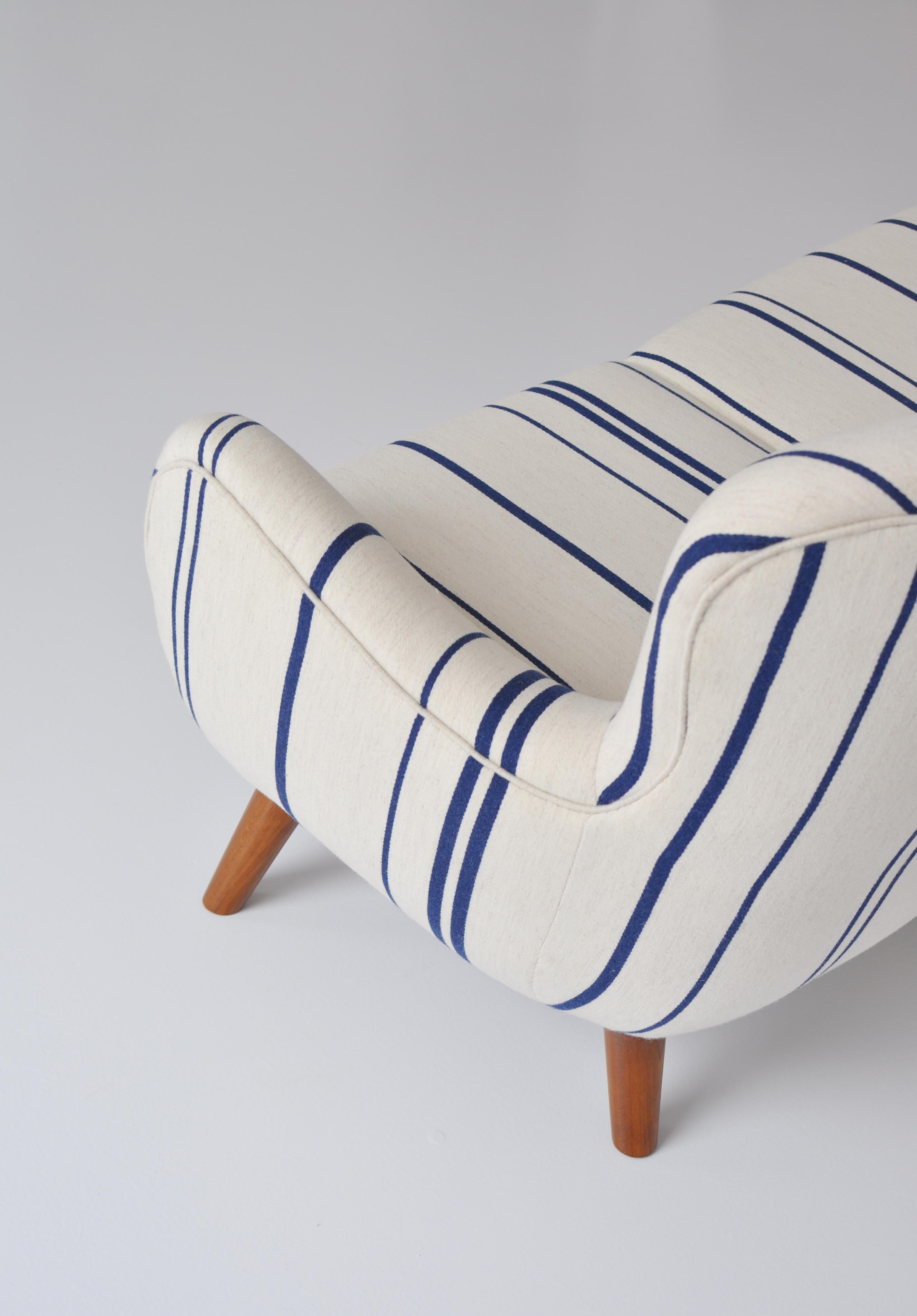 Frits Schlegel Sofa / Settee in Blue Striped Savak Wool, Denmark, 1940s 4