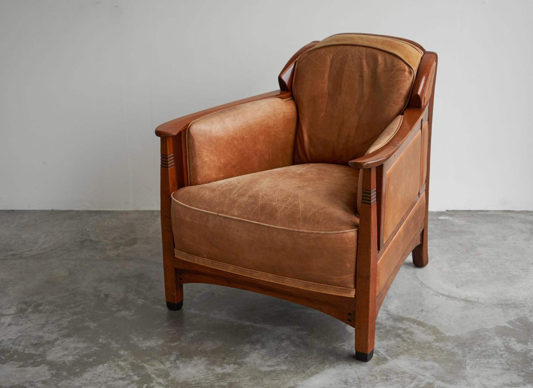 Frits Schuitema Art Deco Armchair in Solid Oak and Cognac Leather For Sale 5