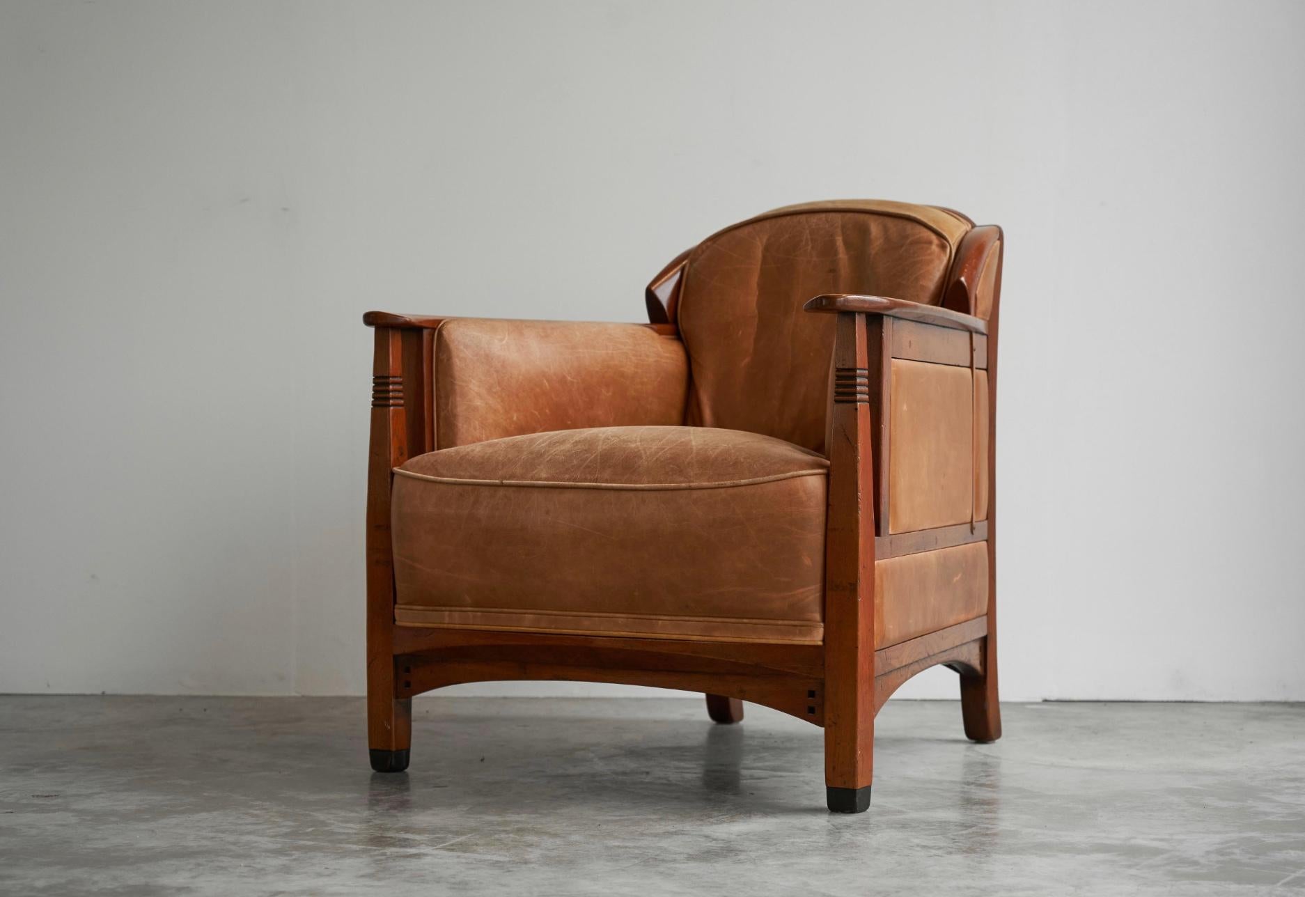 Frits Schuitema Art Deco Armchair in Solid Oak and Cognac Leather For Sale 3